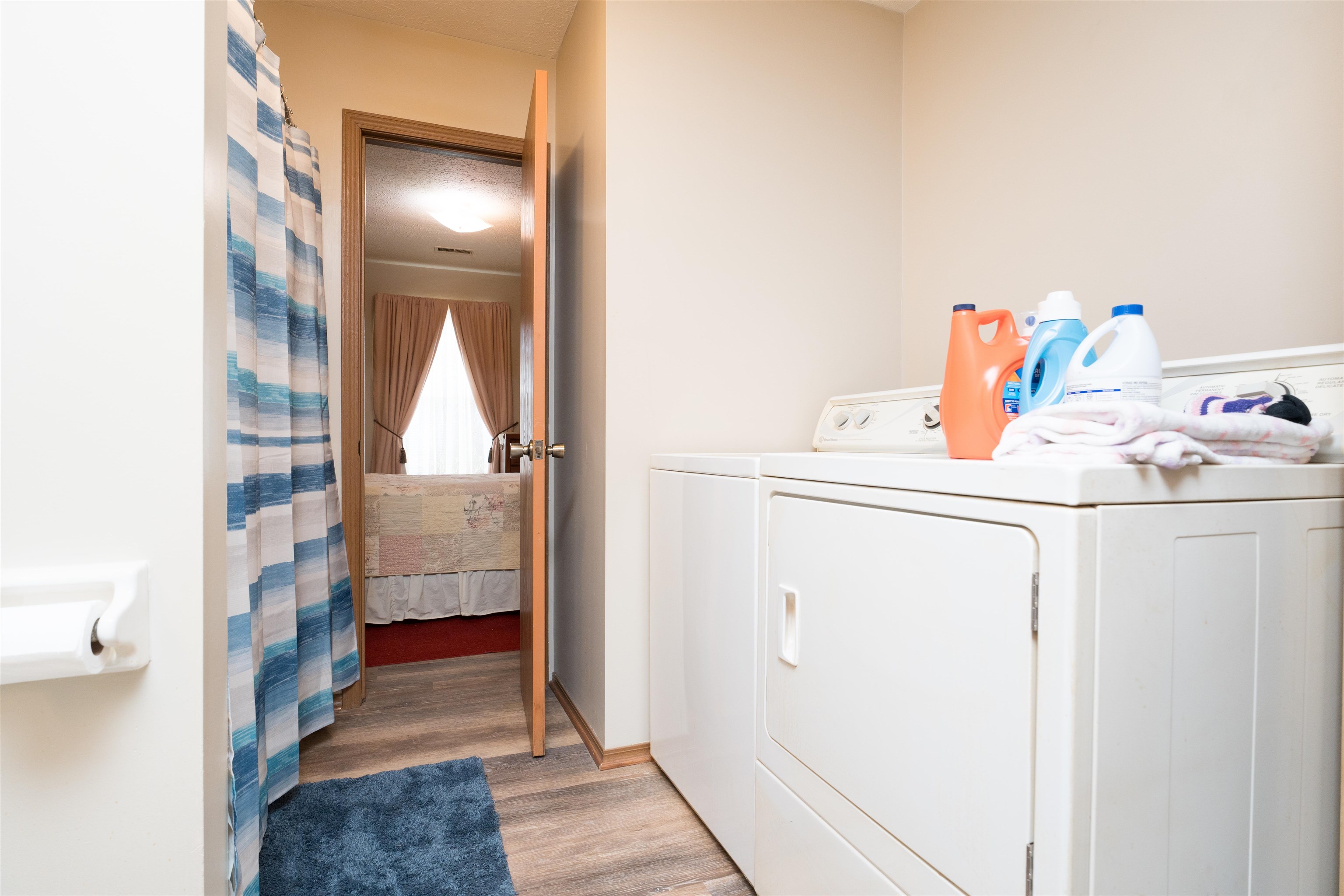 2501 Haviland Drive, Owensboro, Kentucky 42301, 2 Bedrooms Bedrooms, ,1 BathroomBathrooms,Single Family Residence,For Sale,Haviland Drive,90404