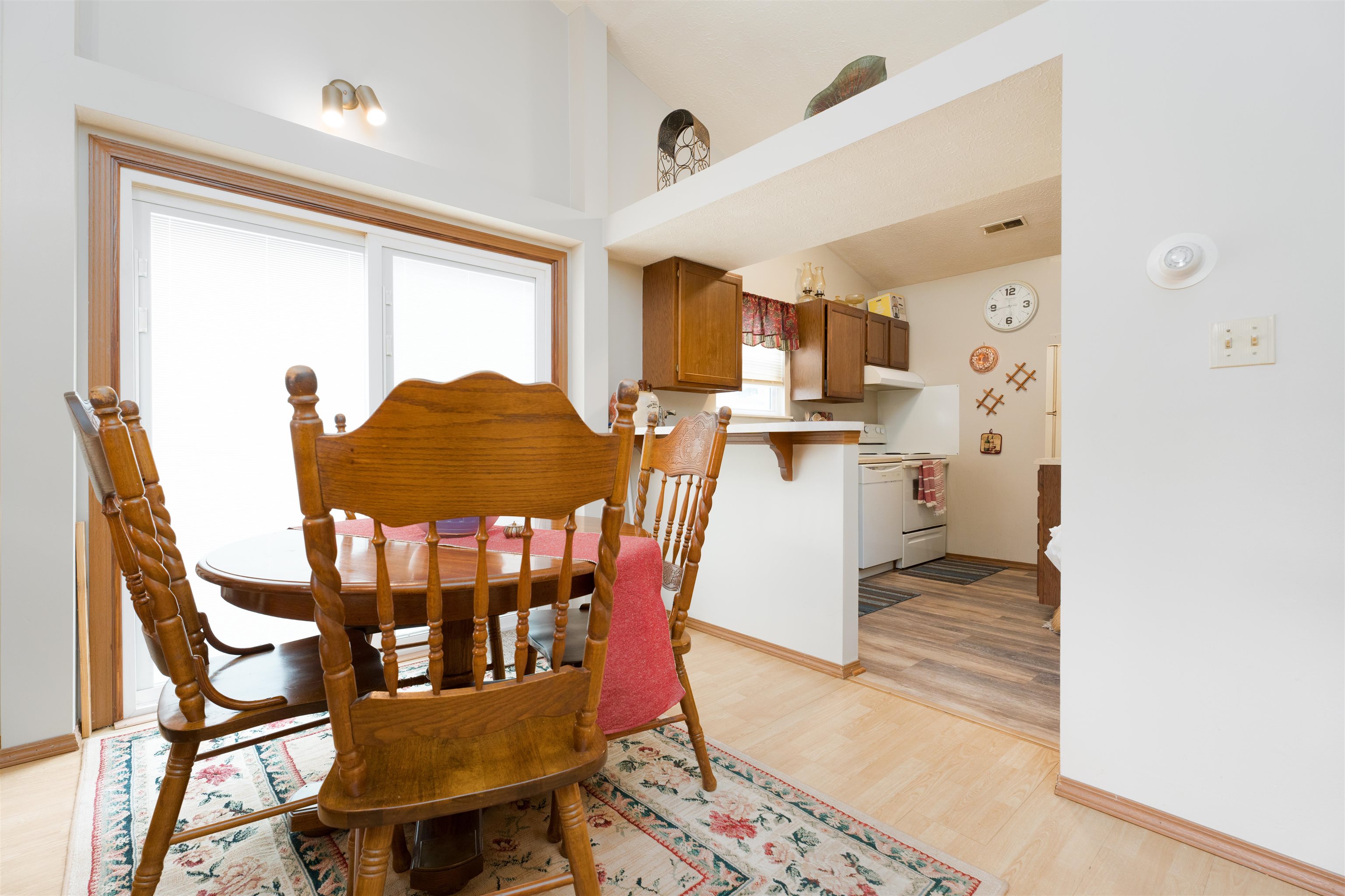 2501 Haviland Drive, Owensboro, Kentucky 42301, 2 Bedrooms Bedrooms, ,1 BathroomBathrooms,Single Family Residence,For Sale,Haviland Drive,90404
