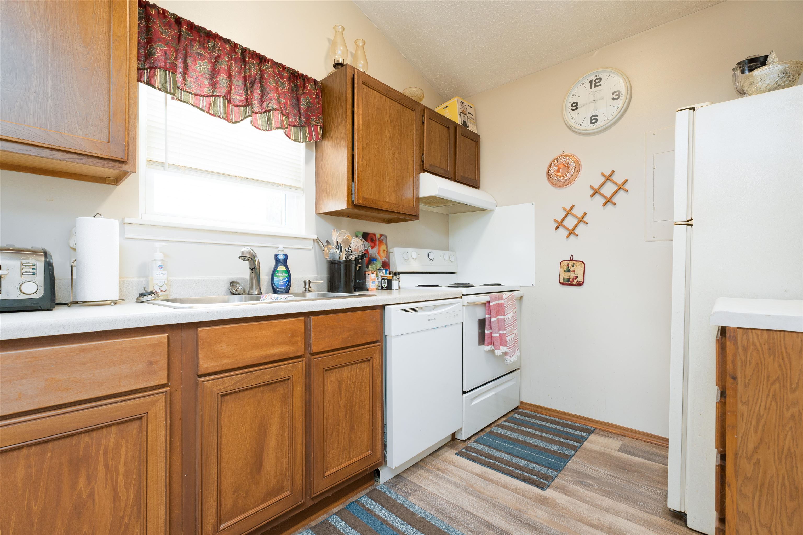 2501 Haviland Drive, Owensboro, Kentucky 42301, 2 Bedrooms Bedrooms, ,1 BathroomBathrooms,Single Family Residence,For Sale,Haviland Drive,90404
