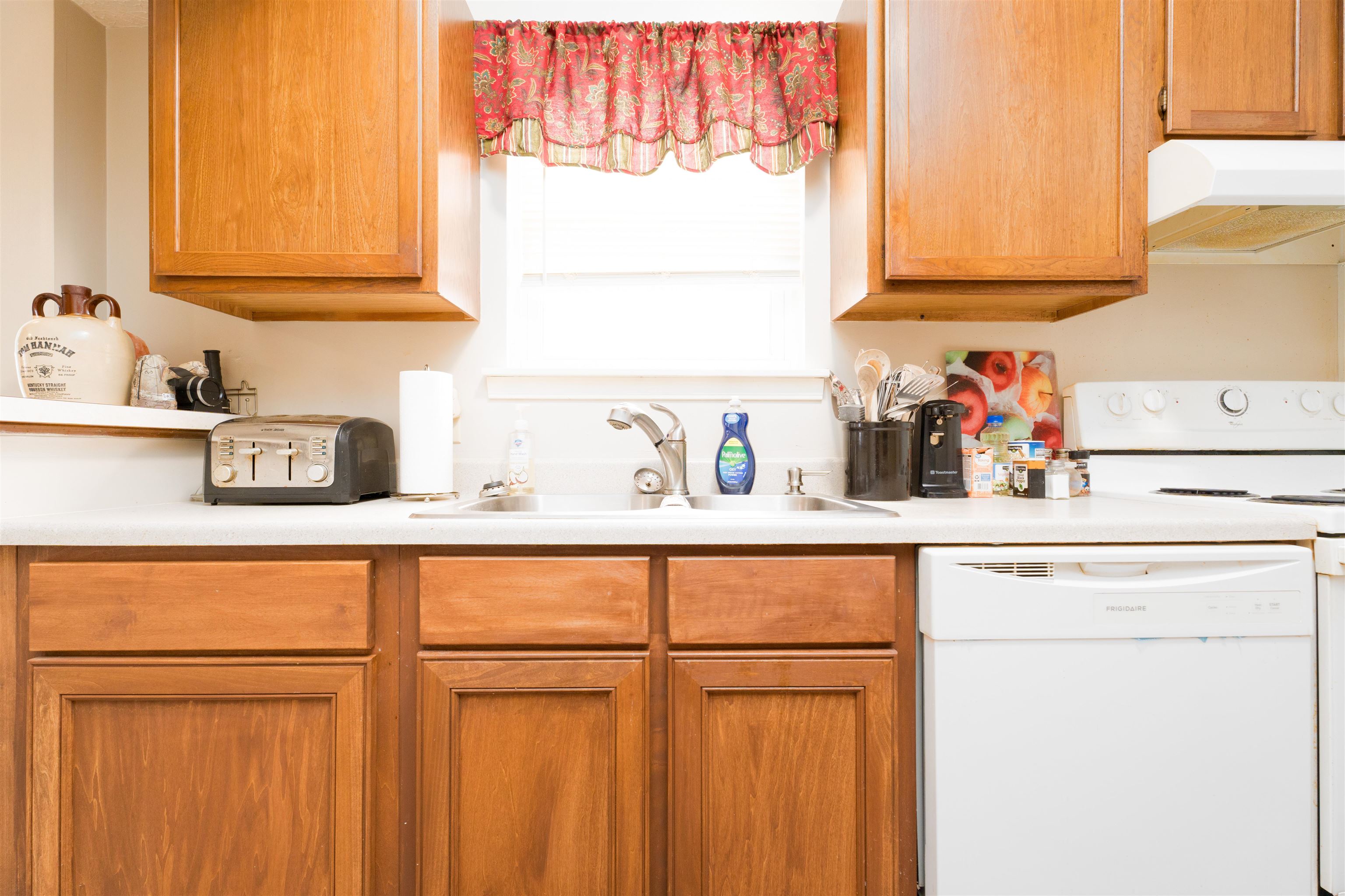 2501 Haviland Drive, Owensboro, Kentucky 42301, 2 Bedrooms Bedrooms, ,1 BathroomBathrooms,Single Family Residence,For Sale,Haviland Drive,90404