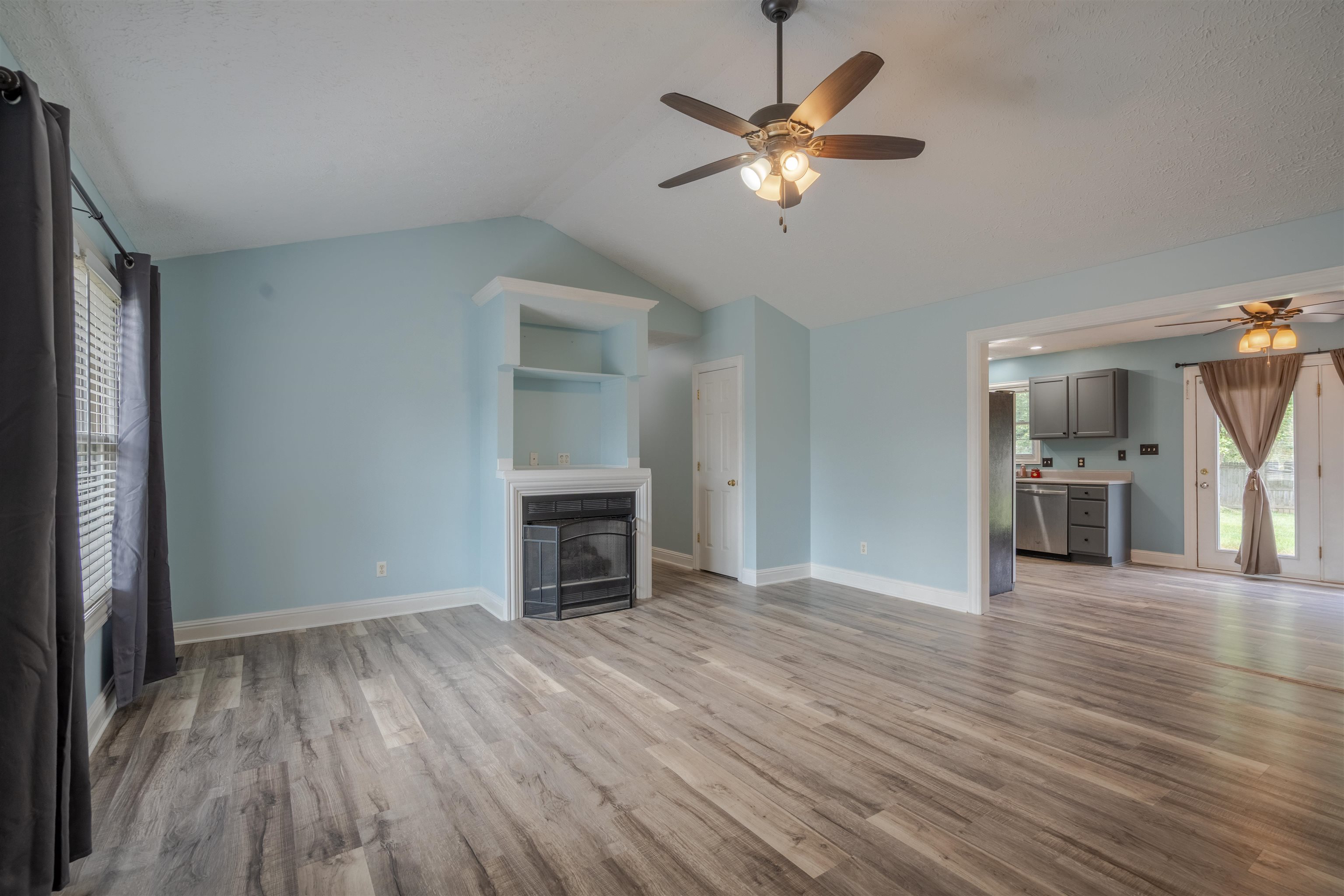 4416 Hunters Trace, Owensboro, Kentucky 42303, 3 Bedrooms Bedrooms, ,2 BathroomsBathrooms,Single Family Residence,For Sale,Hunters Trace,90409