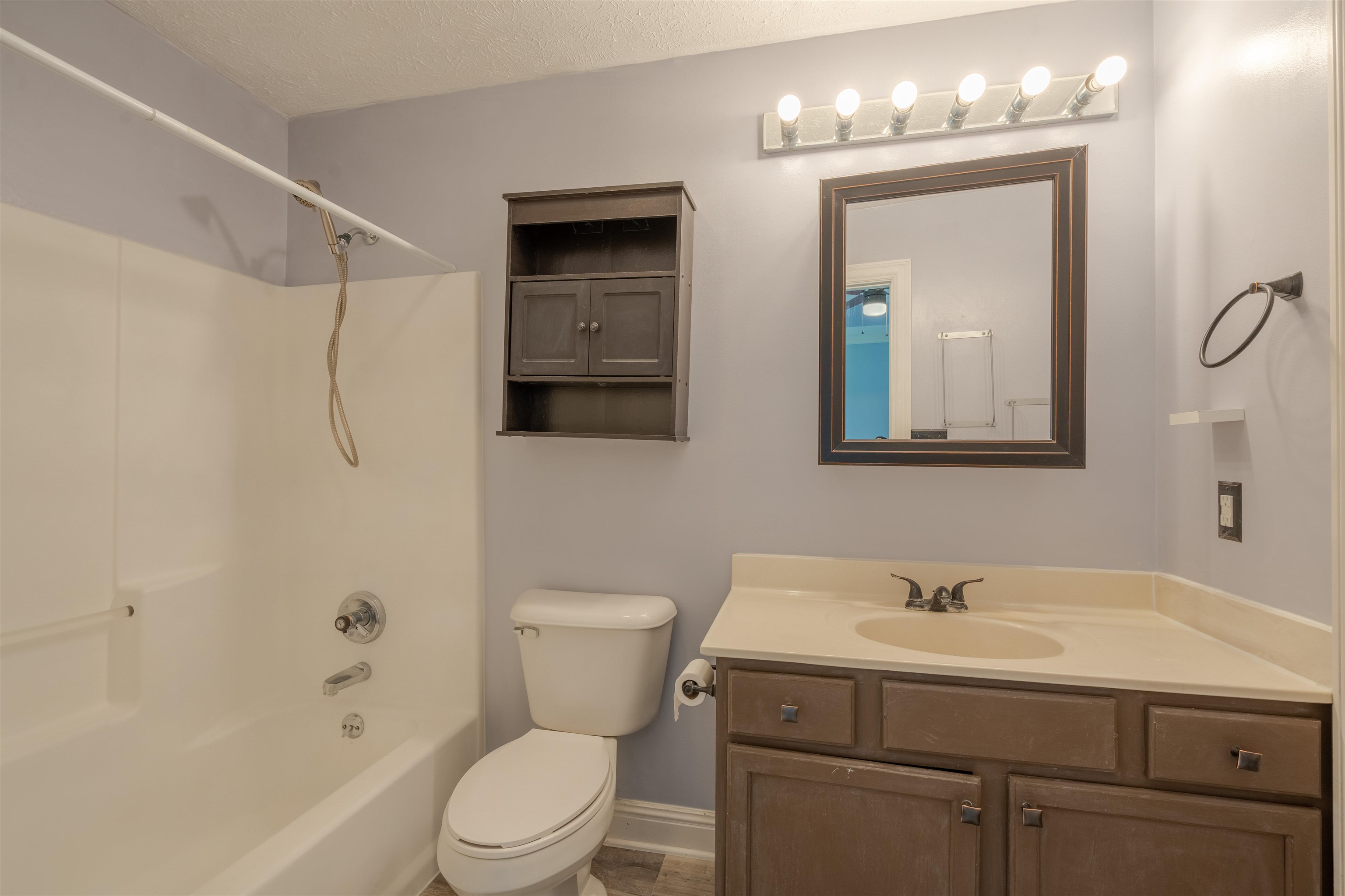 4416 Hunters Trace, Owensboro, Kentucky 42303, 3 Bedrooms Bedrooms, ,2 BathroomsBathrooms,Single Family Residence,For Sale,Hunters Trace,90409