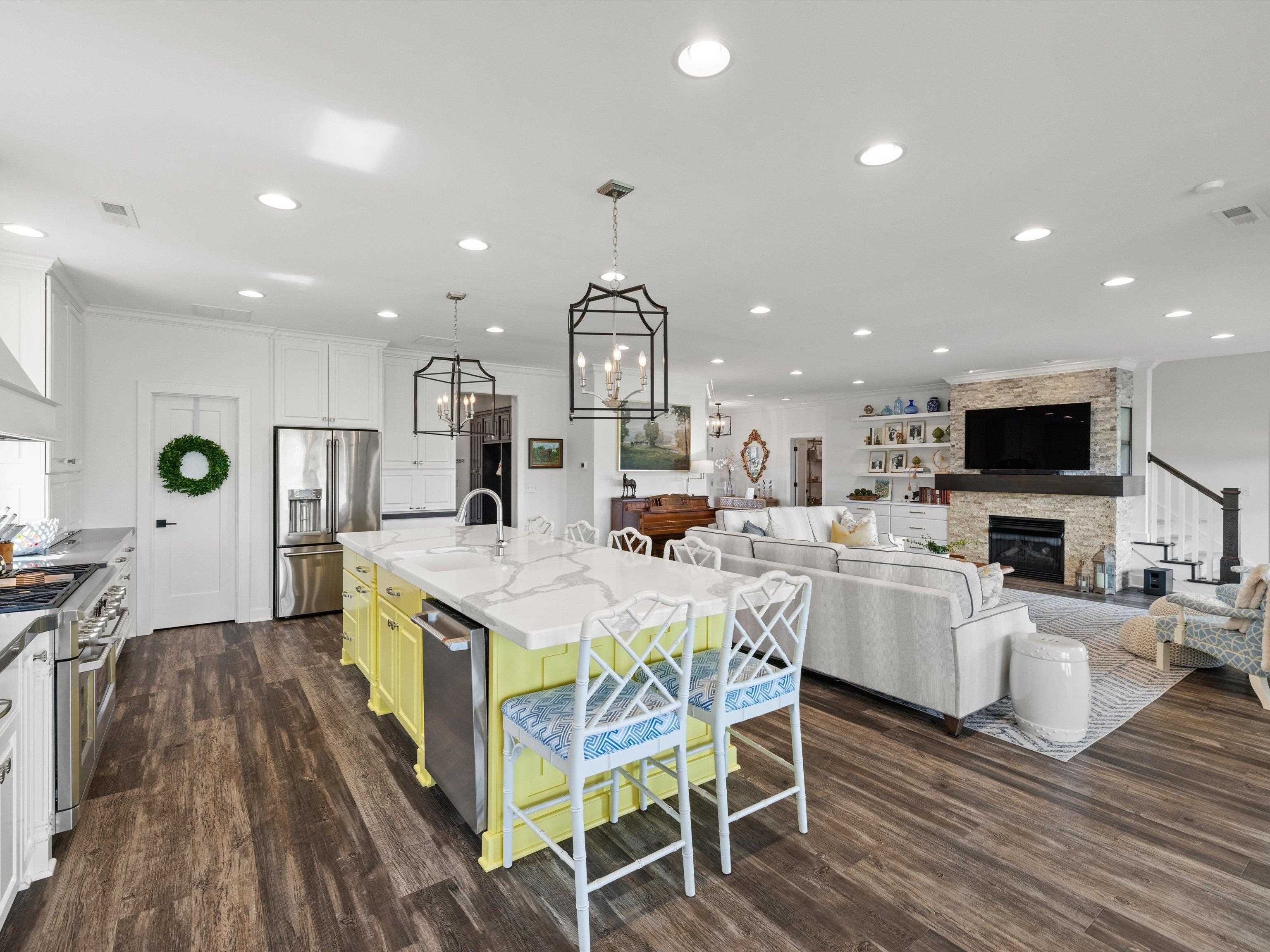 1763 Sterling Valley Dr, Owensboro, Kentucky 42303, 3 Bedrooms Bedrooms, ,2 BathroomsBathrooms,Single Family Residence,For Sale,Sterling Valley Dr,90410