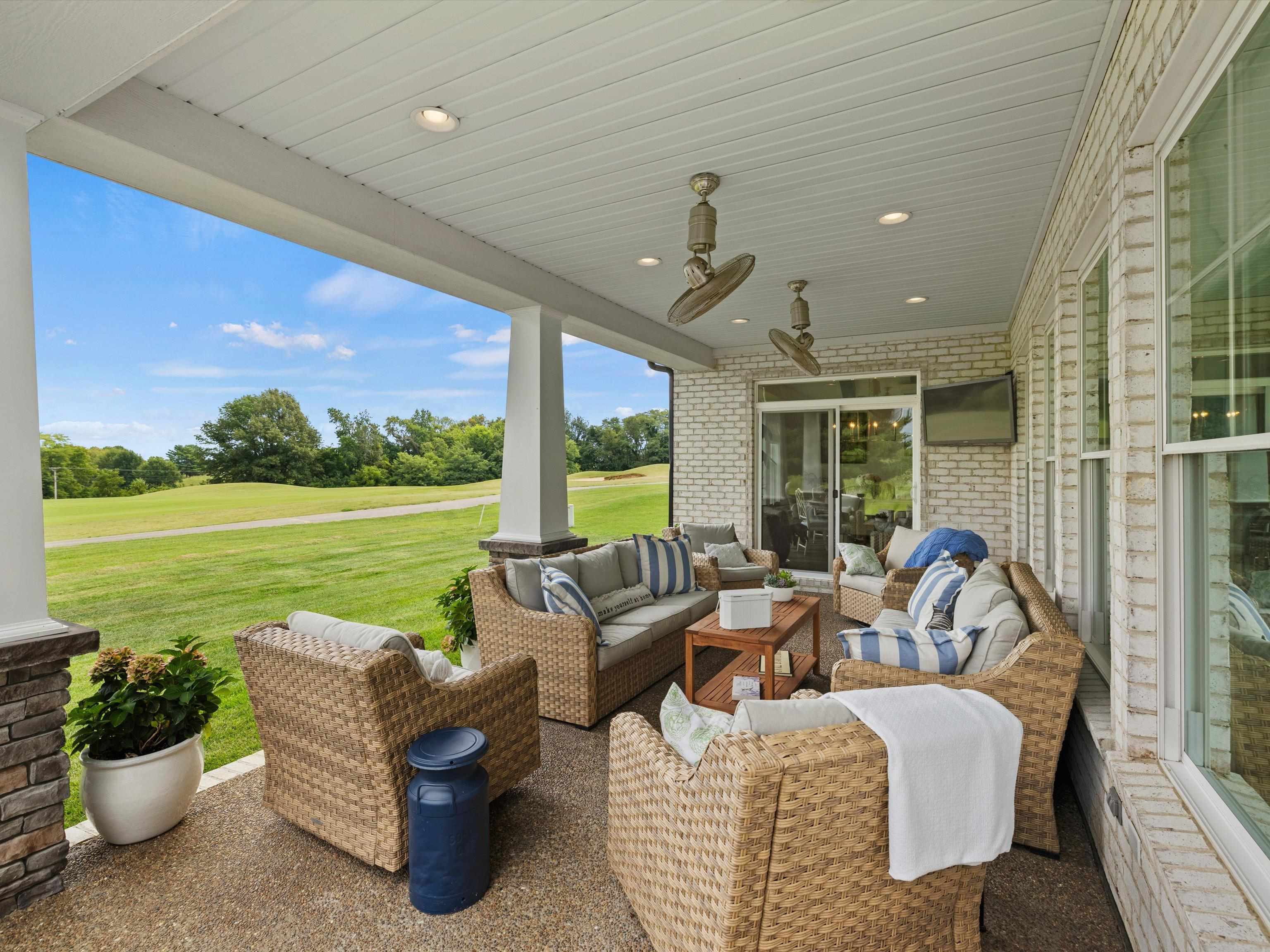 1763 Sterling Valley Dr, Owensboro, Kentucky 42303, 3 Bedrooms Bedrooms, ,2 BathroomsBathrooms,Single Family Residence,For Sale,Sterling Valley Dr,90410