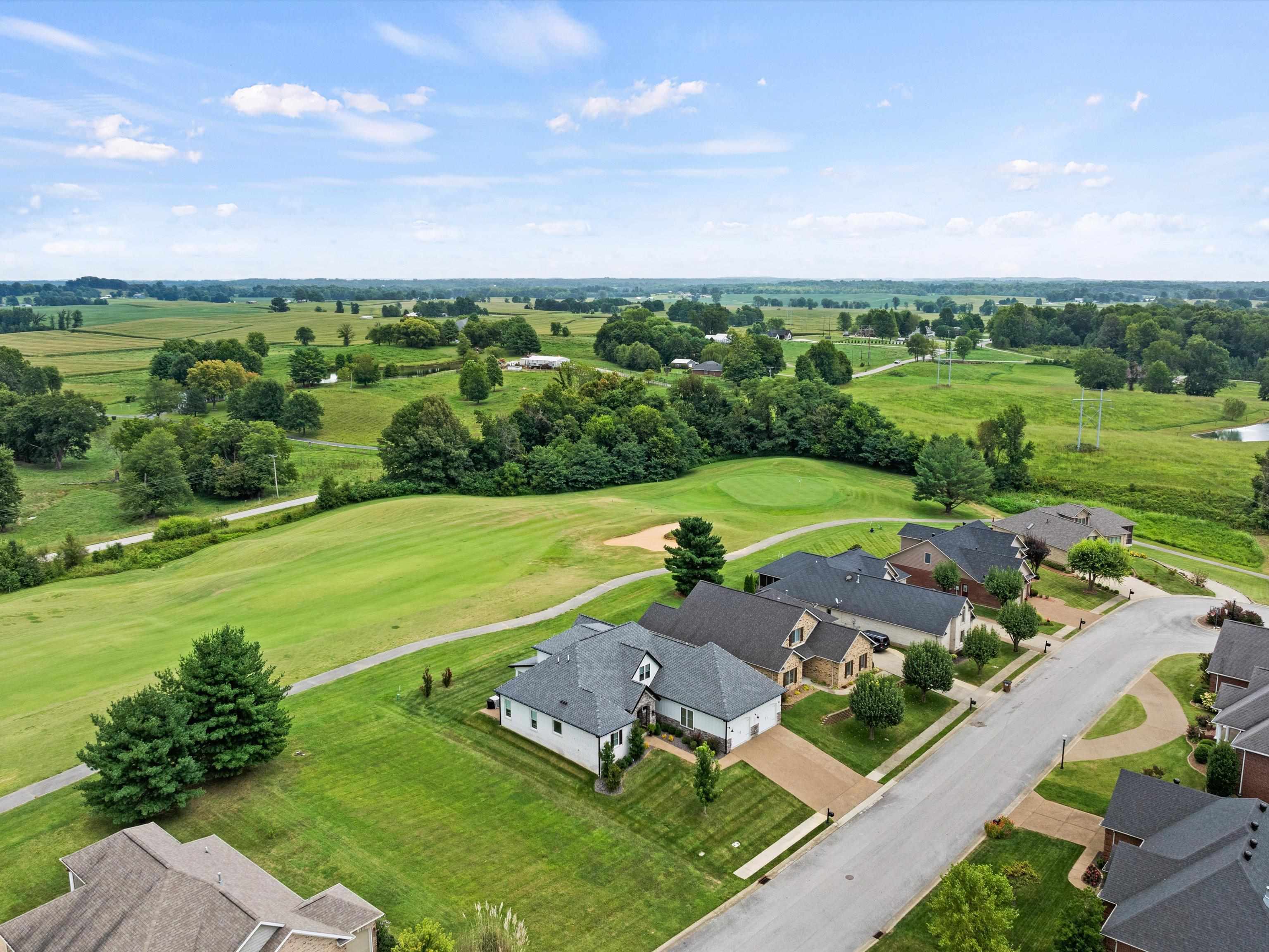 1763 Sterling Valley Dr, Owensboro, Kentucky 42303, 3 Bedrooms Bedrooms, ,2 BathroomsBathrooms,Single Family Residence,For Sale,Sterling Valley Dr,90410