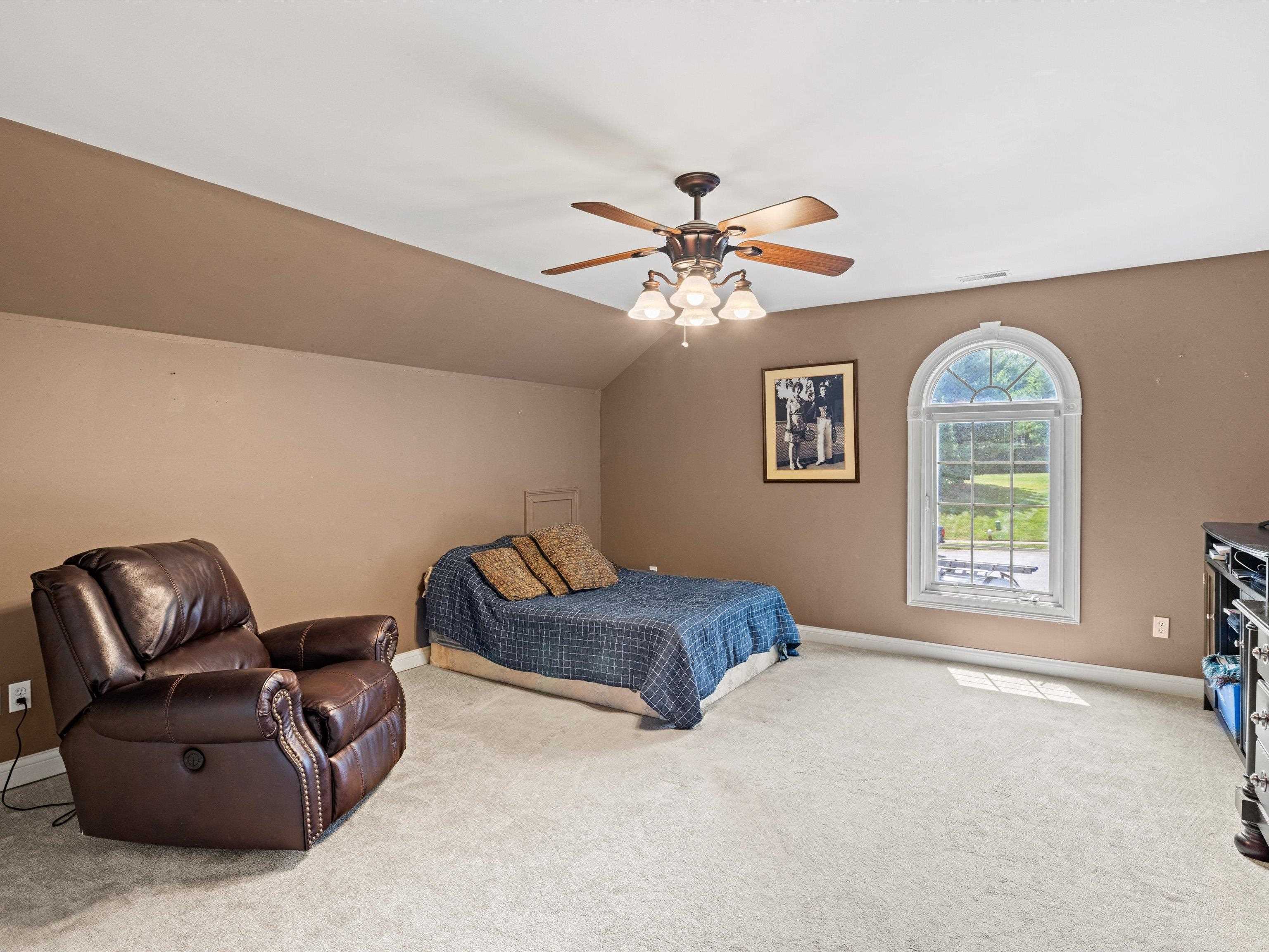 3011 Autumn Lake Cove, Owensboro, Kentucky 42303, 4 Bedrooms Bedrooms, ,3 BathroomsBathrooms,Single Family Residence,For Sale,Autumn Lake Cove,90411