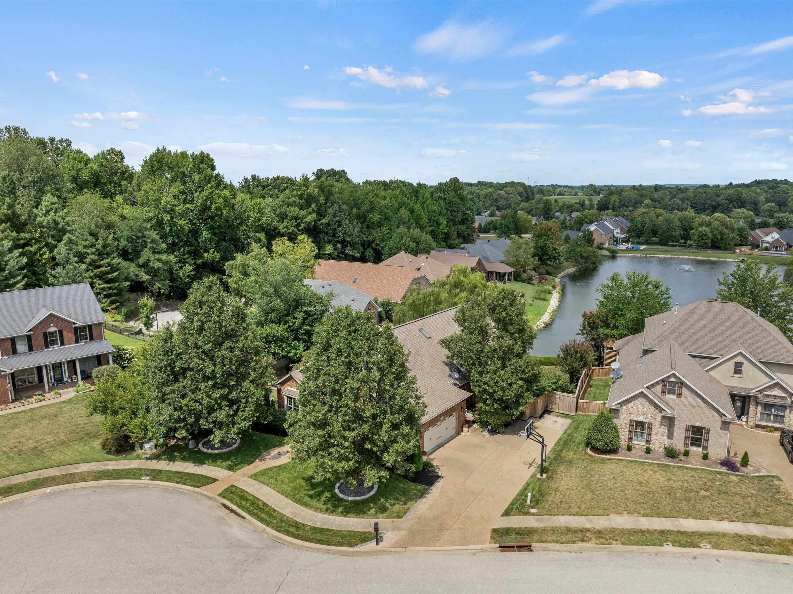 3011 Autumn Lake Cove, Owensboro, Kentucky 42303, 4 Bedrooms Bedrooms, ,3 BathroomsBathrooms,Single Family Residence,For Sale,Autumn Lake Cove,90411