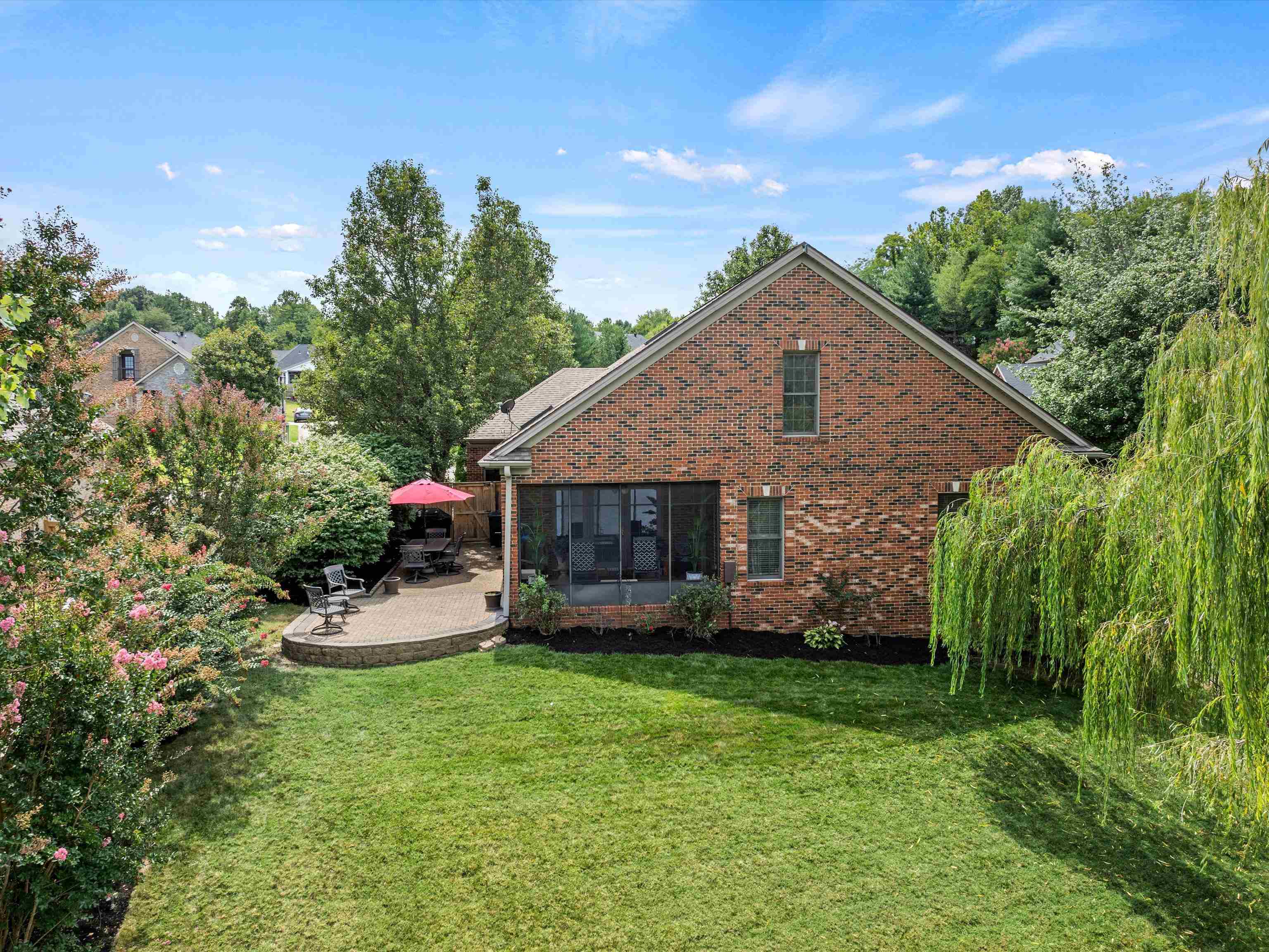 3011 Autumn Lake Cove, Owensboro, Kentucky 42303, 4 Bedrooms Bedrooms, ,3 BathroomsBathrooms,Single Family Residence,For Sale,Autumn Lake Cove,90411