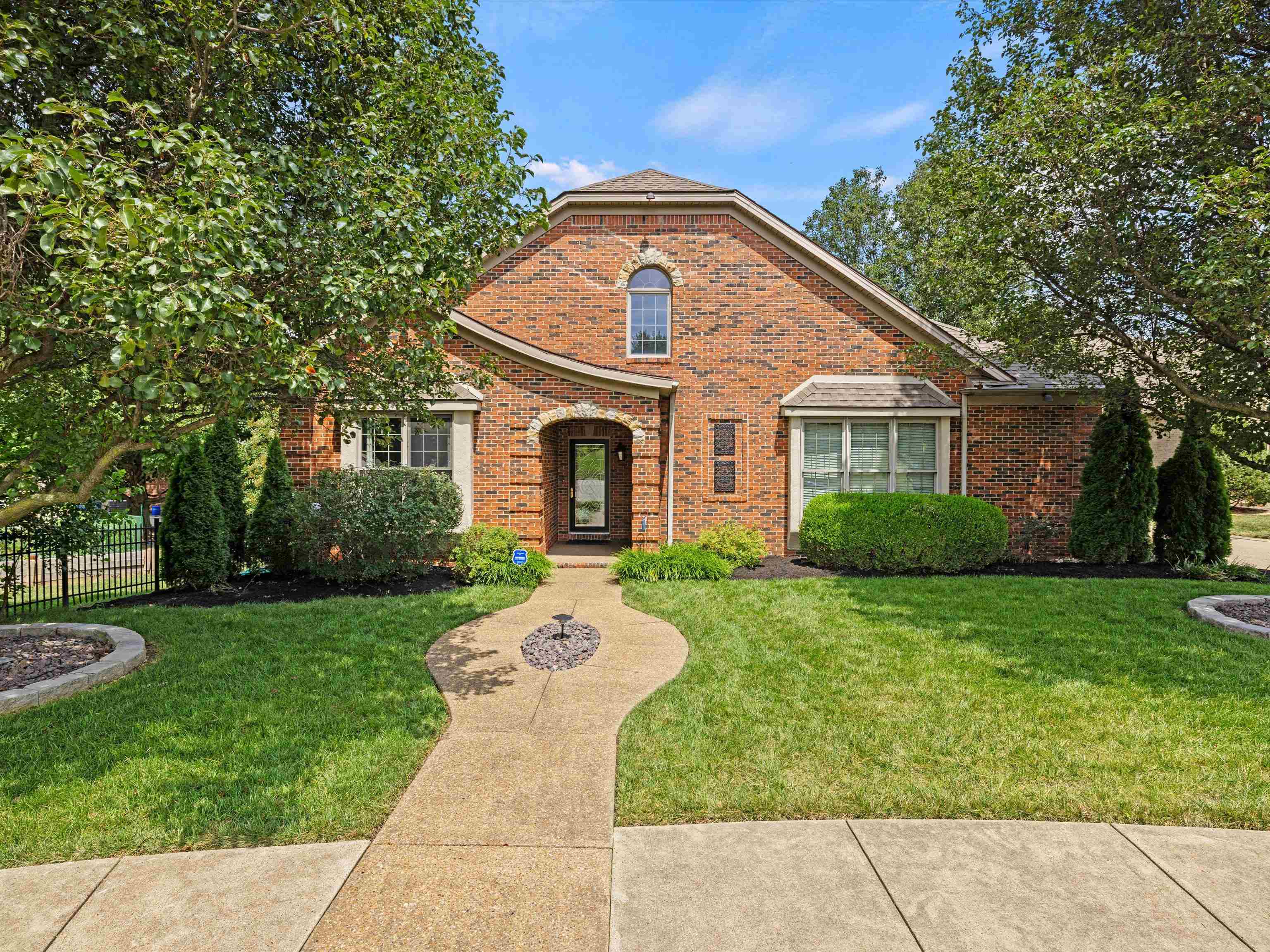 3011 Autumn Lake Cove, Owensboro, Kentucky 42303, 4 Bedrooms Bedrooms, ,3 BathroomsBathrooms,Single Family Residence,For Sale,Autumn Lake Cove,90411