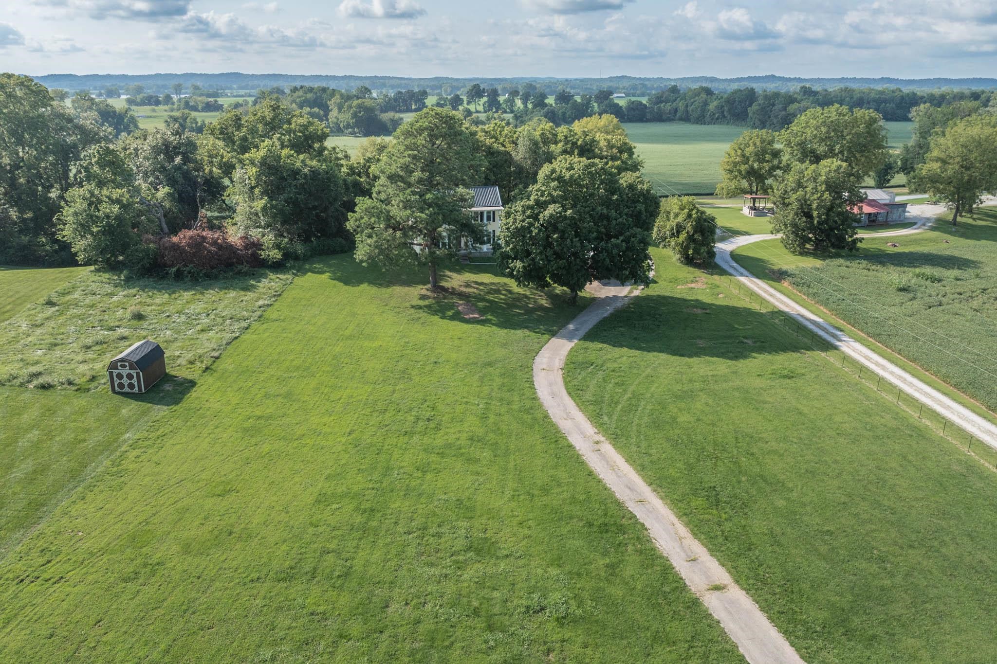 110 Lee Henderson Road, Lewisport, Kentucky 42351-110, 6 Bedrooms Bedrooms, ,3 BathroomsBathrooms,Single Family Residence,For Sale,Lee Henderson Road,90412