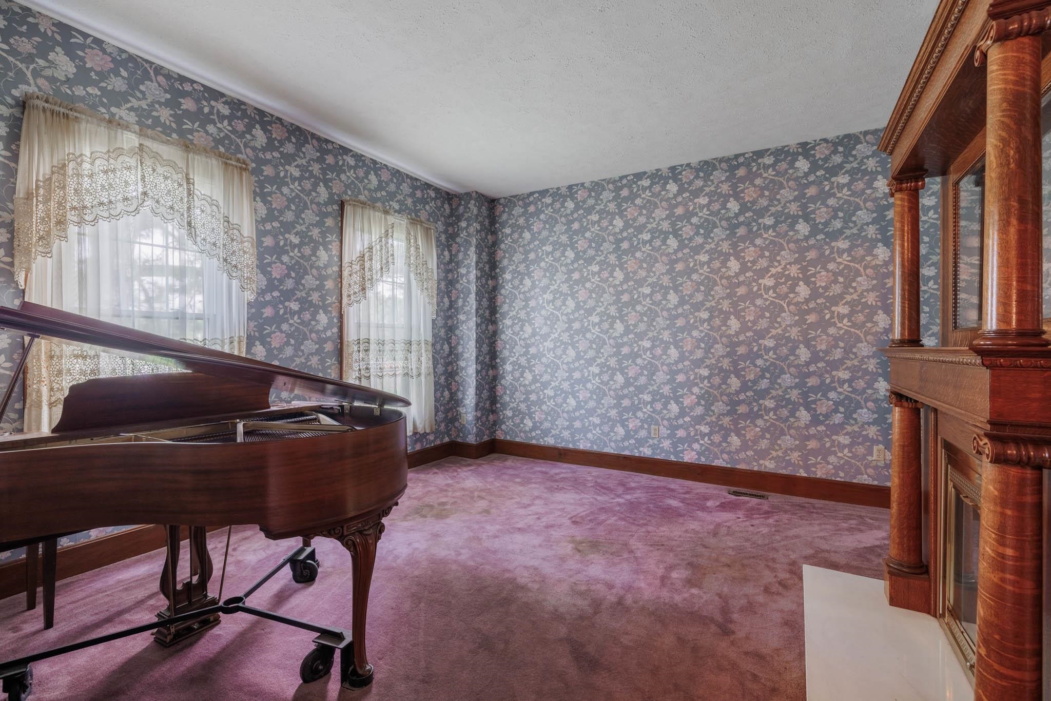 110 Lee Henderson Road, Lewisport, Kentucky 42351-110, 6 Bedrooms Bedrooms, ,3 BathroomsBathrooms,Single Family Residence,For Sale,Lee Henderson Road,90412