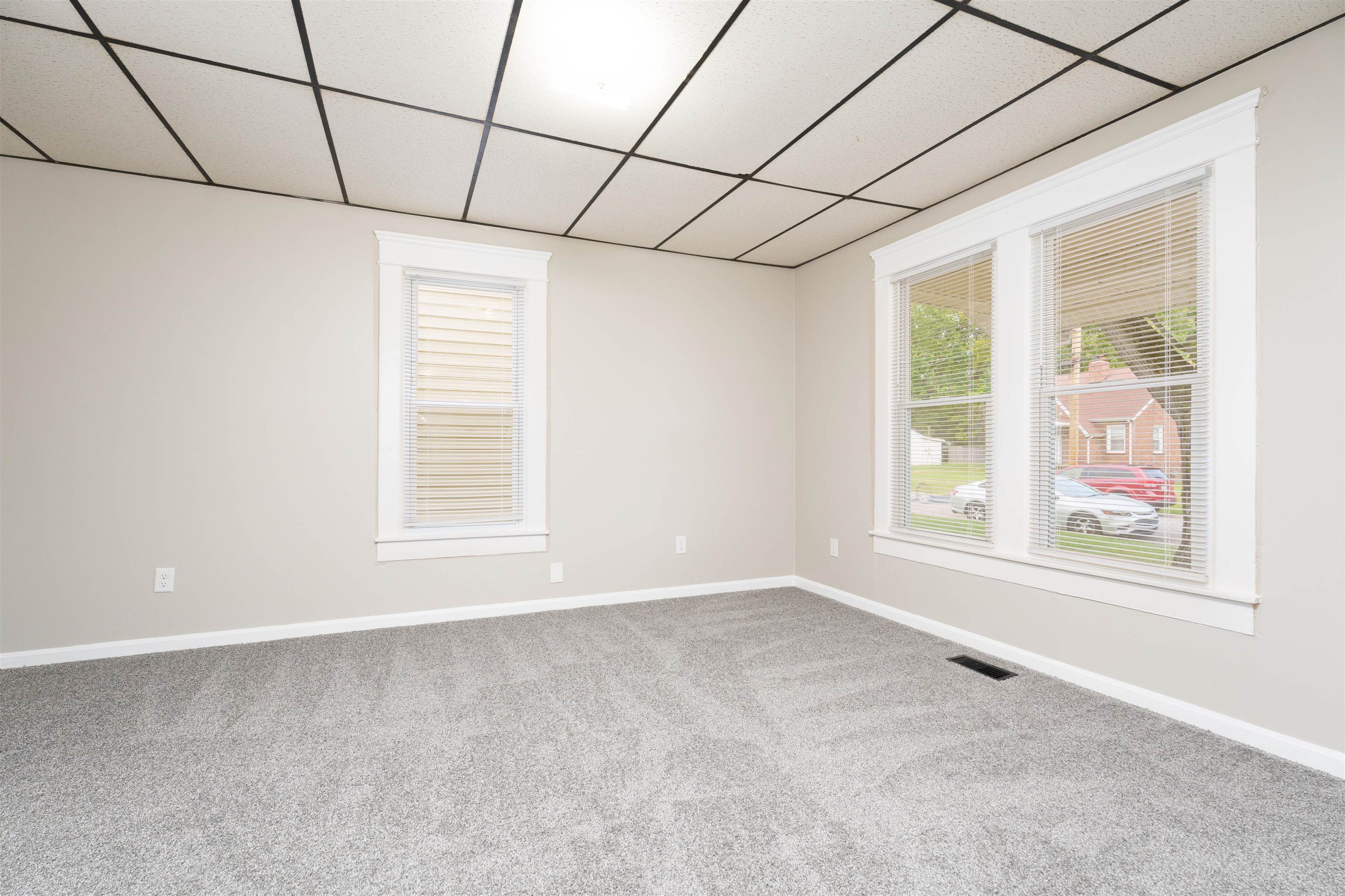 104 Gilmour Ct, Owensboro, Kentucky 42301, 2 Bedrooms Bedrooms, ,1 BathroomBathrooms,Single Family Residence,For Sale,Gilmour Ct,90415