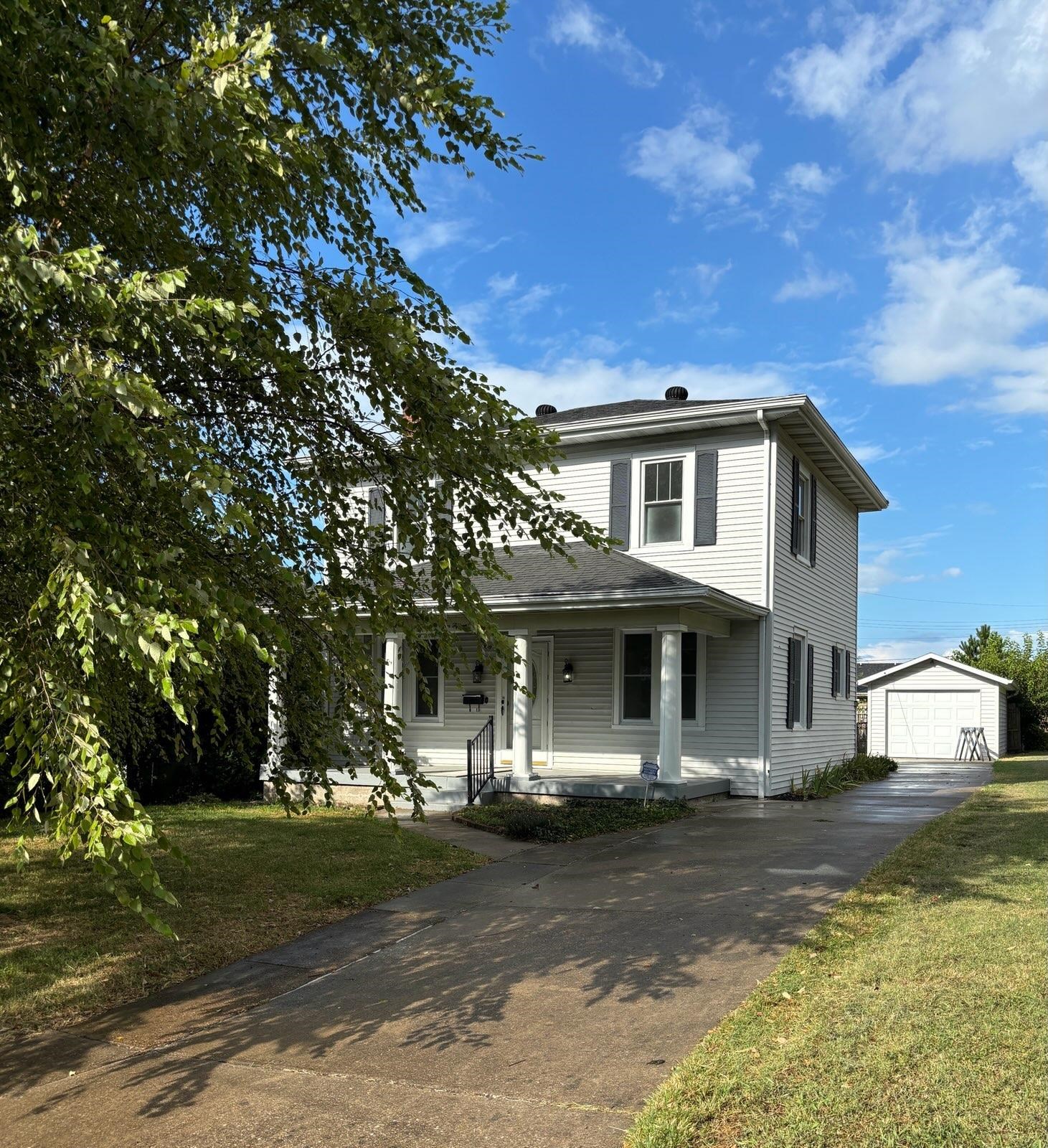 415 Geary Ct, Owensboro, Kentucky 42303, 3 Bedrooms Bedrooms, ,1 BathroomBathrooms,Single Family Residence,For Sale,Geary Ct,90423