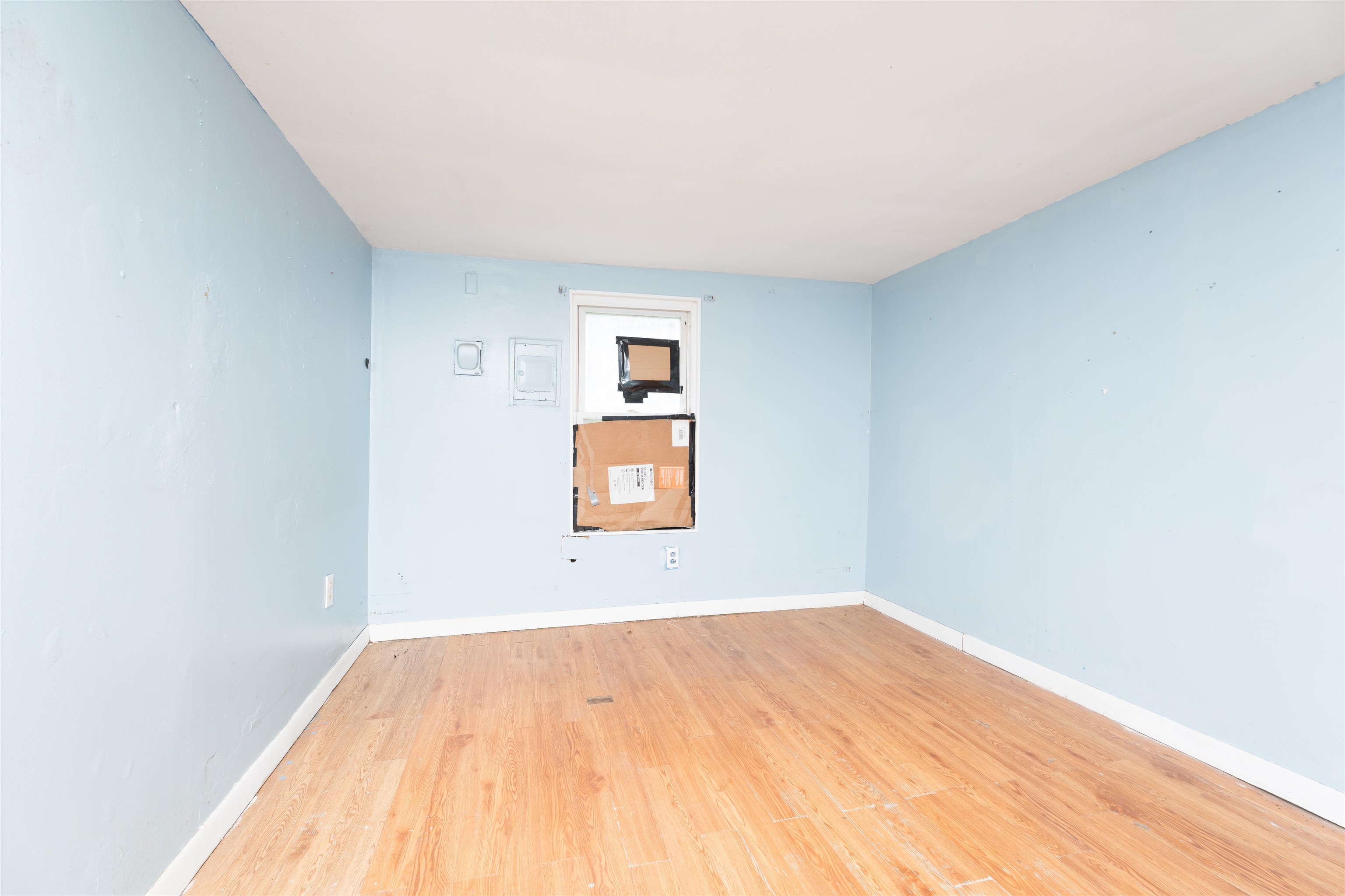 402 Basham Rd, Fordsville, Kentucky 42343, 3 Bedrooms Bedrooms, ,1 BathroomBathrooms,Single Family Residence,For Sale,Basham Rd,90424