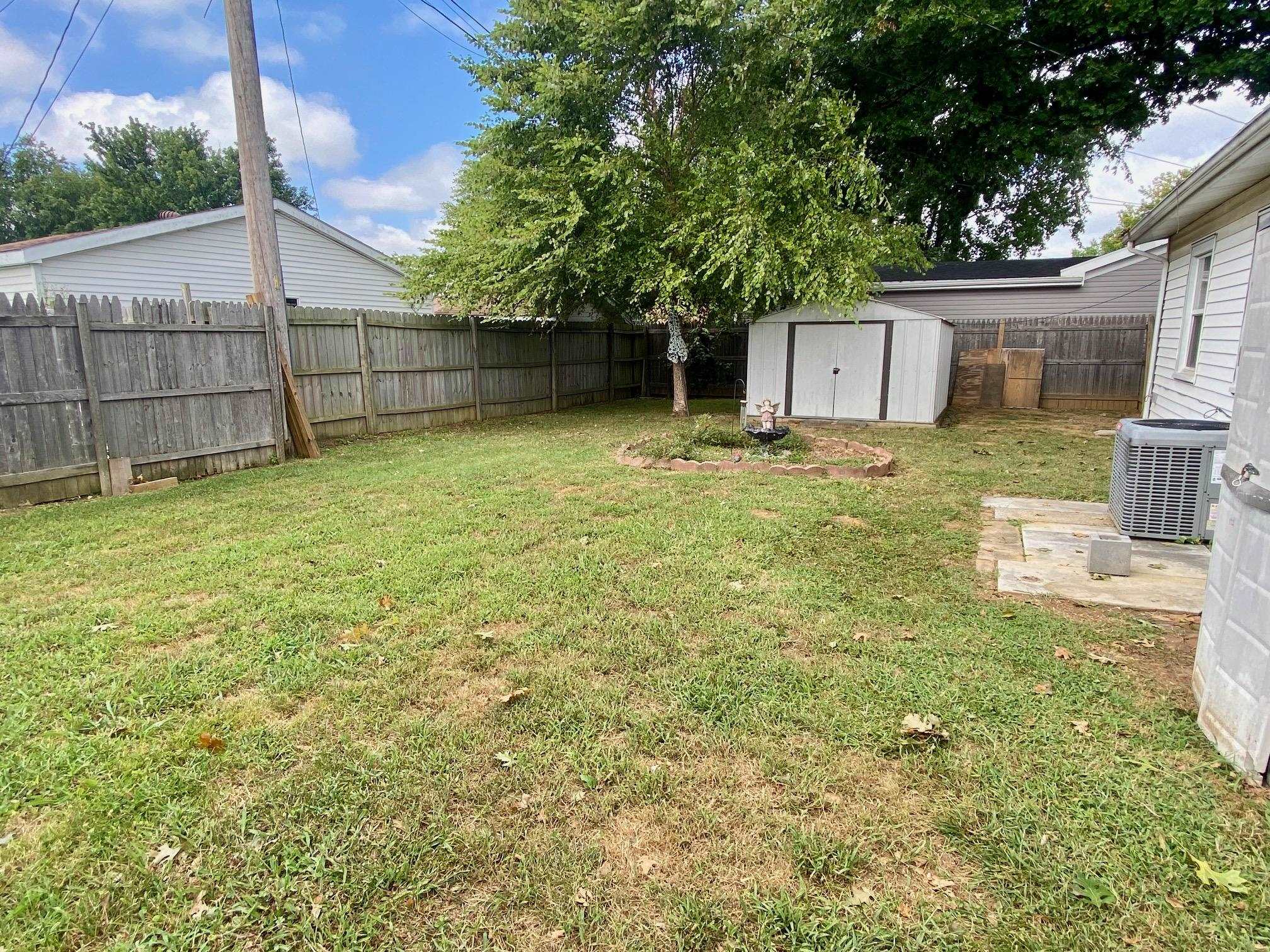 2634 4th Street, Owensboro, Kentucky 42301, 3 Bedrooms Bedrooms, ,1 BathroomBathrooms,Single Family Residence,For Sale,4th Street,90426