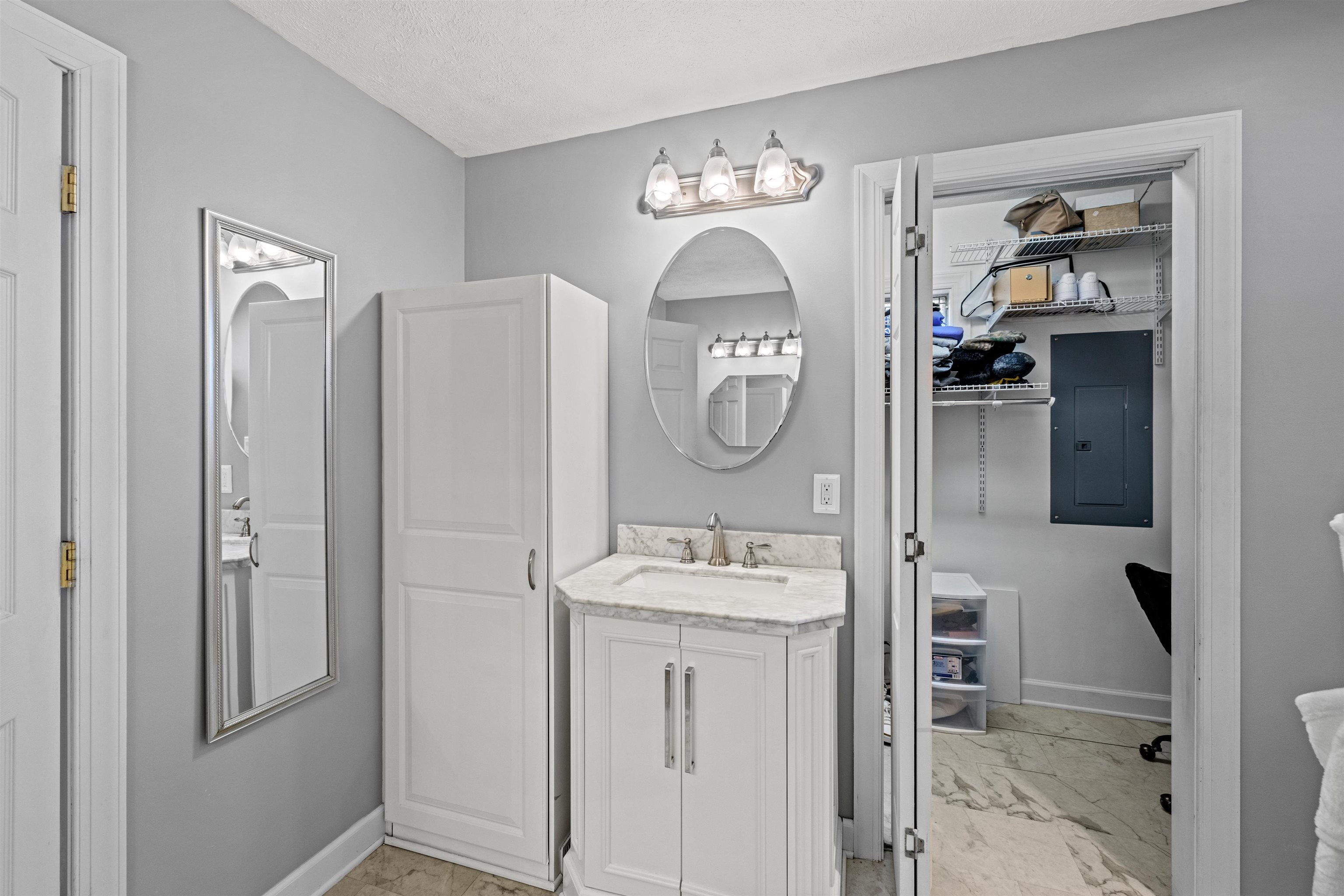 5039 Meadowlark Dr, Owensboro, Kentucky 42301, 3 Bedrooms Bedrooms, ,2 BathroomsBathrooms,Single Family Residence,For Sale,Meadowlark Dr,90428