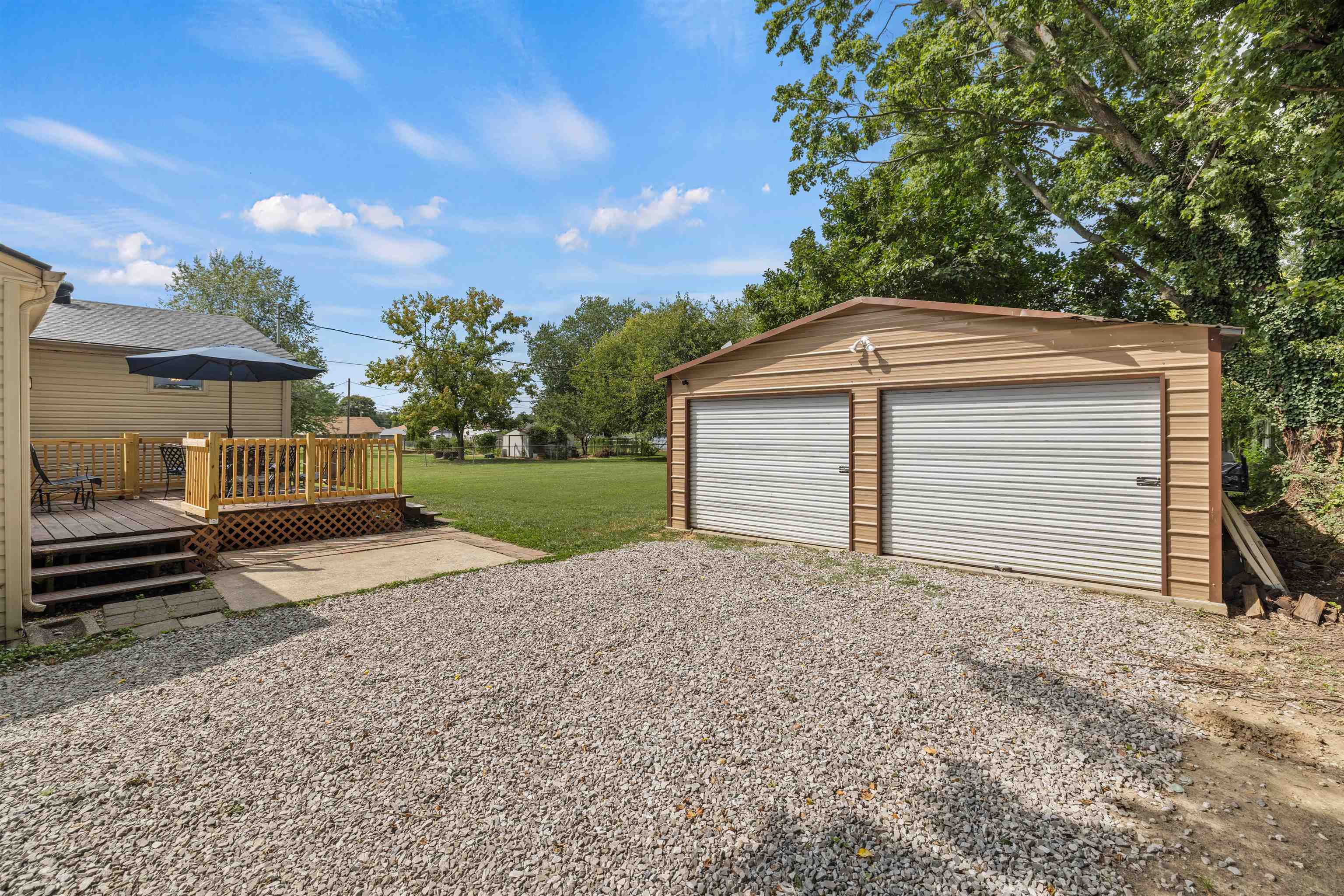 5039 Meadowlark Dr, Owensboro, Kentucky 42301, 3 Bedrooms Bedrooms, ,2 BathroomsBathrooms,Single Family Residence,For Sale,Meadowlark Dr,90428