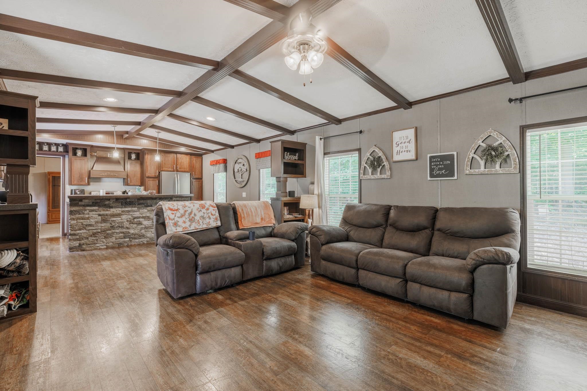 7116 HWY 60, Hawesville, Kentucky 42348, 3 Bedrooms Bedrooms, ,2 BathroomsBathrooms,Manufactured Home,For Sale,HWY 60,90430
