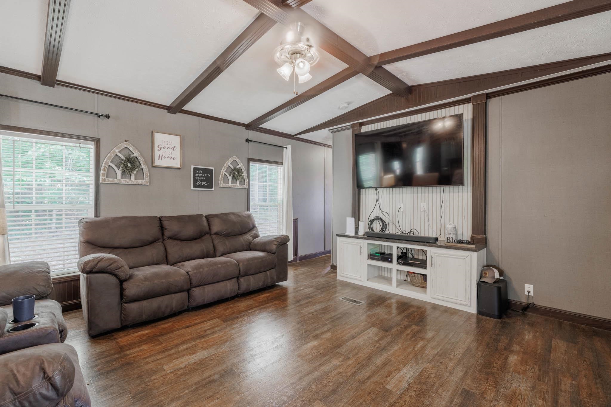 7116 HWY 60, Hawesville, Kentucky 42348, 3 Bedrooms Bedrooms, ,2 BathroomsBathrooms,Manufactured Home,For Sale,HWY 60,90430