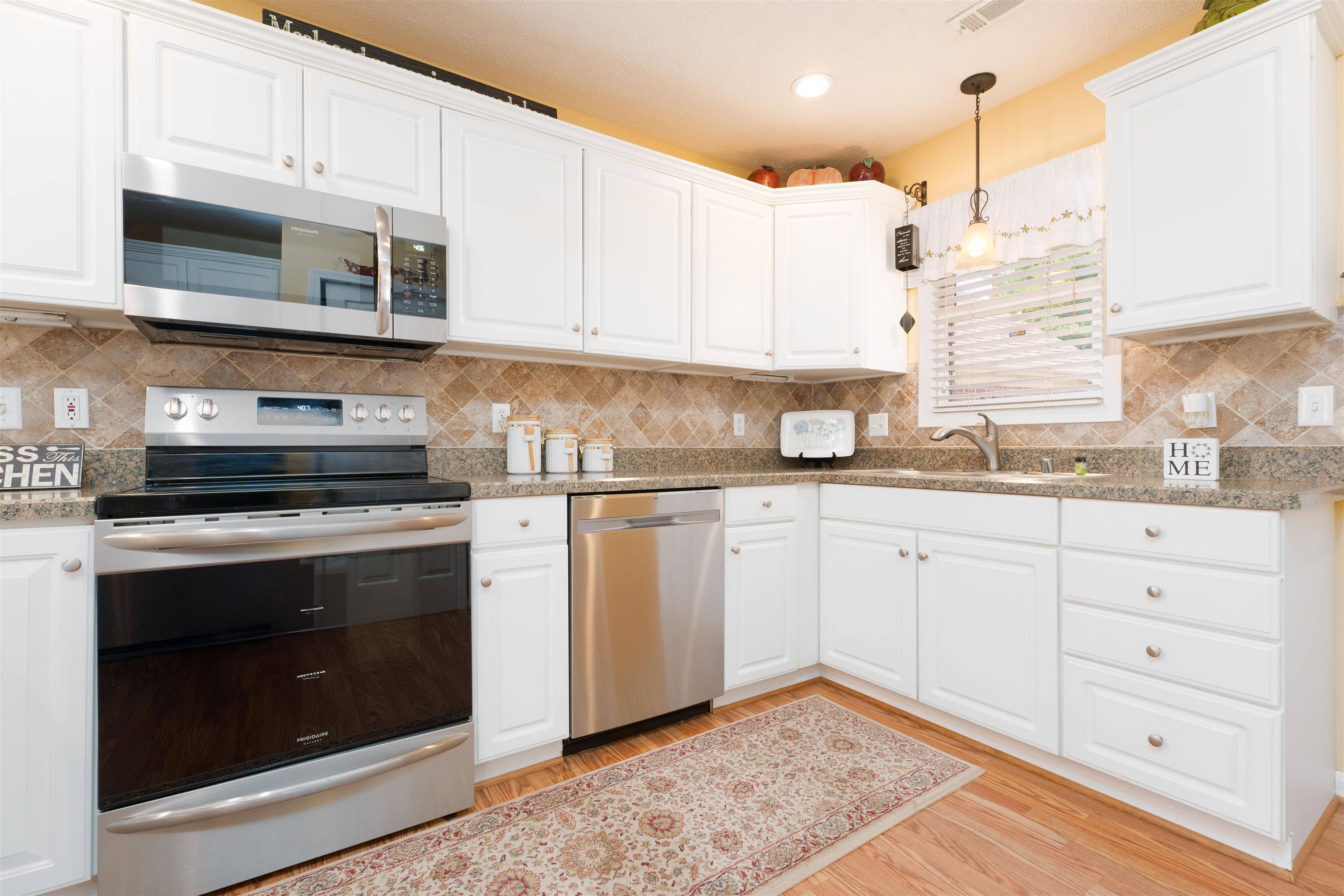 3200 Majestic Prince Dr, Owensboro, Kentucky 42303, 2 Bedrooms Bedrooms, ,2 BathroomsBathrooms,Single Family Residence,For Sale,Majestic Prince Dr,90431