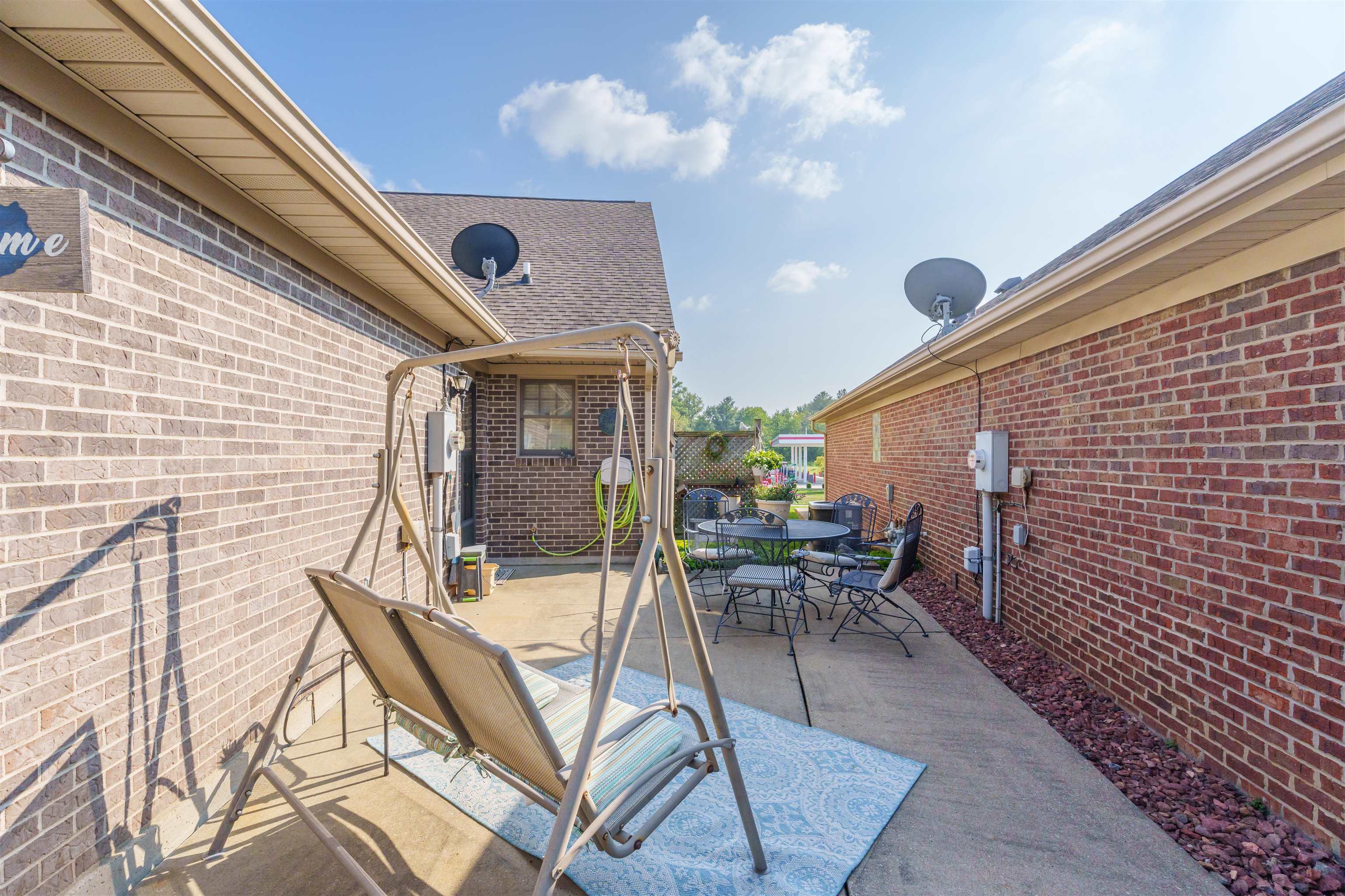 3200 Majestic Prince Dr, Owensboro, Kentucky 42303, 2 Bedrooms Bedrooms, ,2 BathroomsBathrooms,Single Family Residence,For Sale,Majestic Prince Dr,90431