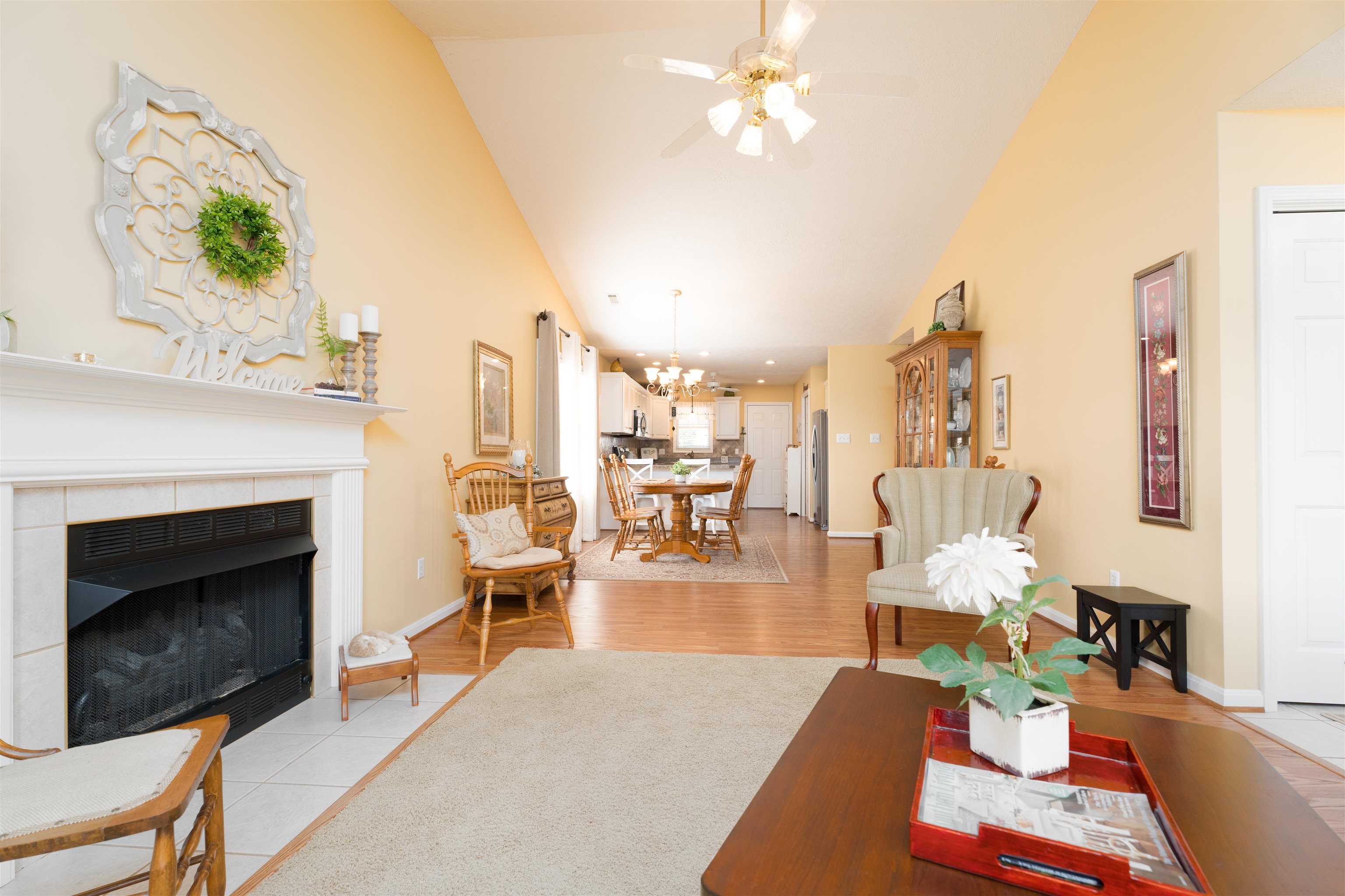 3200 Majestic Prince Dr, Owensboro, Kentucky 42303, 2 Bedrooms Bedrooms, ,2 BathroomsBathrooms,Single Family Residence,For Sale,Majestic Prince Dr,90431