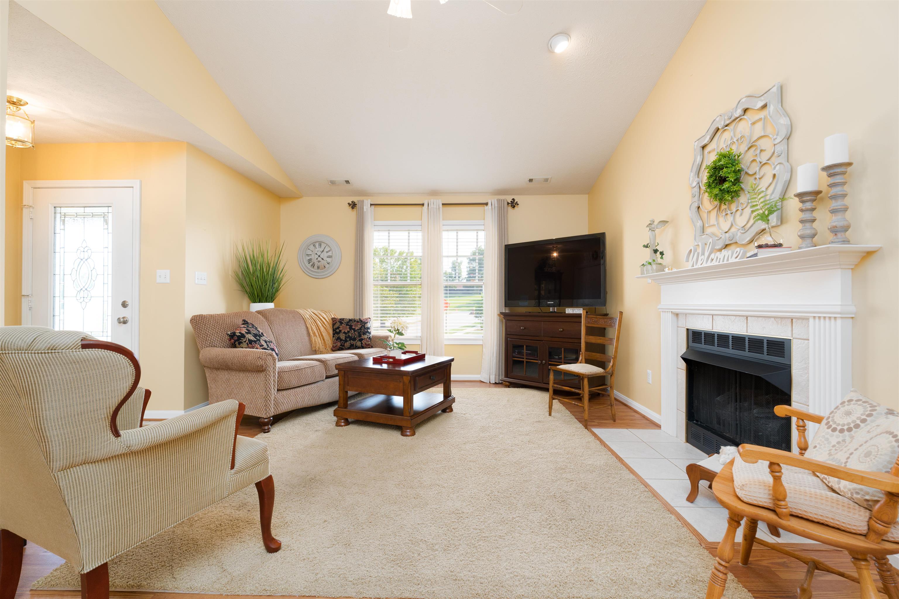 3200 Majestic Prince Dr, Owensboro, Kentucky 42303, 2 Bedrooms Bedrooms, ,2 BathroomsBathrooms,Single Family Residence,For Sale,Majestic Prince Dr,90431