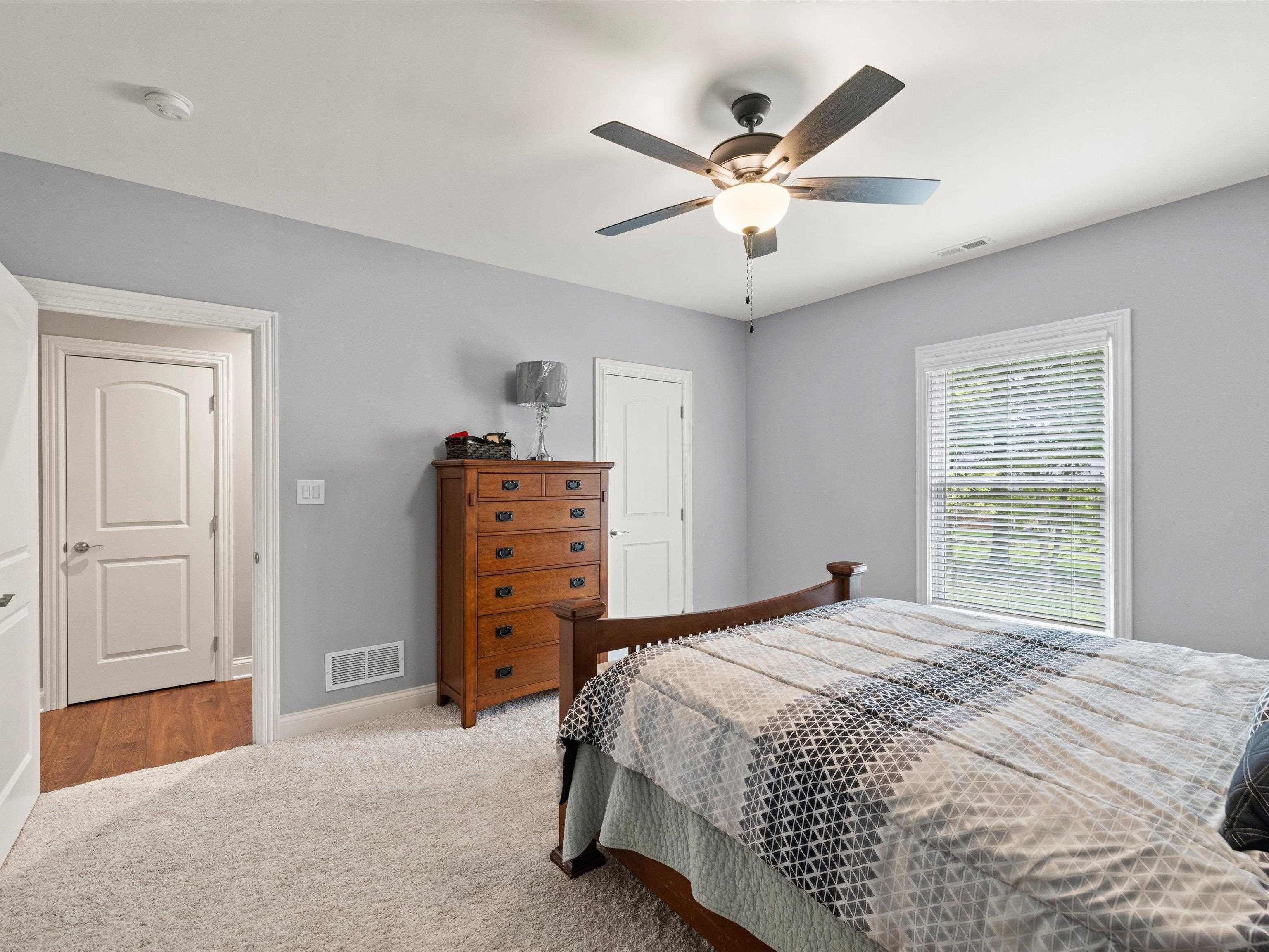 6613 Barcroft Drive, Owensboro, Kentucky 42303, 6 Bedrooms Bedrooms, ,3 BathroomsBathrooms,Single Family Residence,For Sale,Barcroft Drive,90433