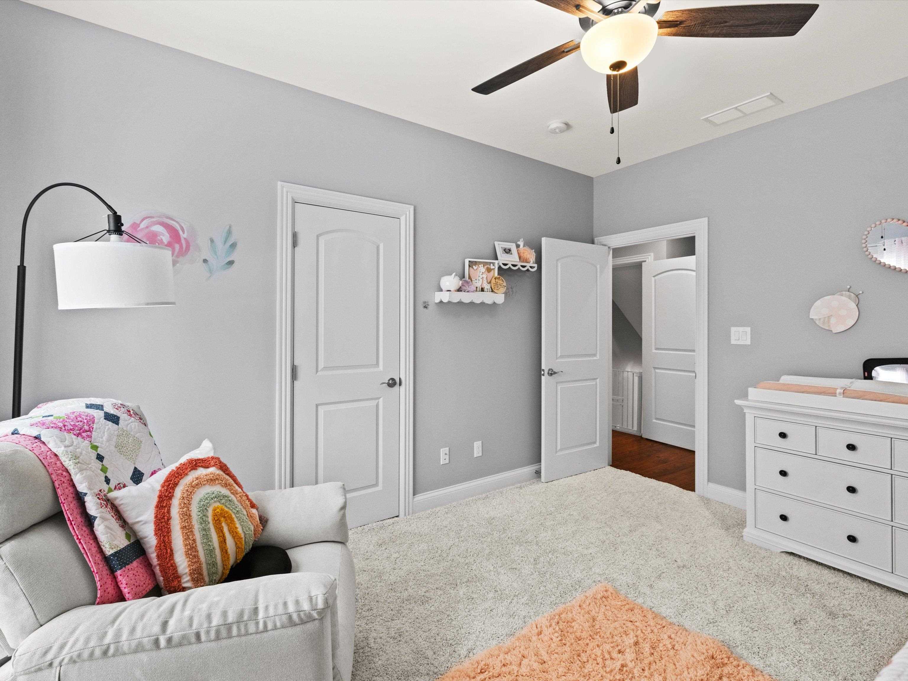 6613 Barcroft Drive, Owensboro, Kentucky 42303, 6 Bedrooms Bedrooms, ,3 BathroomsBathrooms,Single Family Residence,For Sale,Barcroft Drive,90433