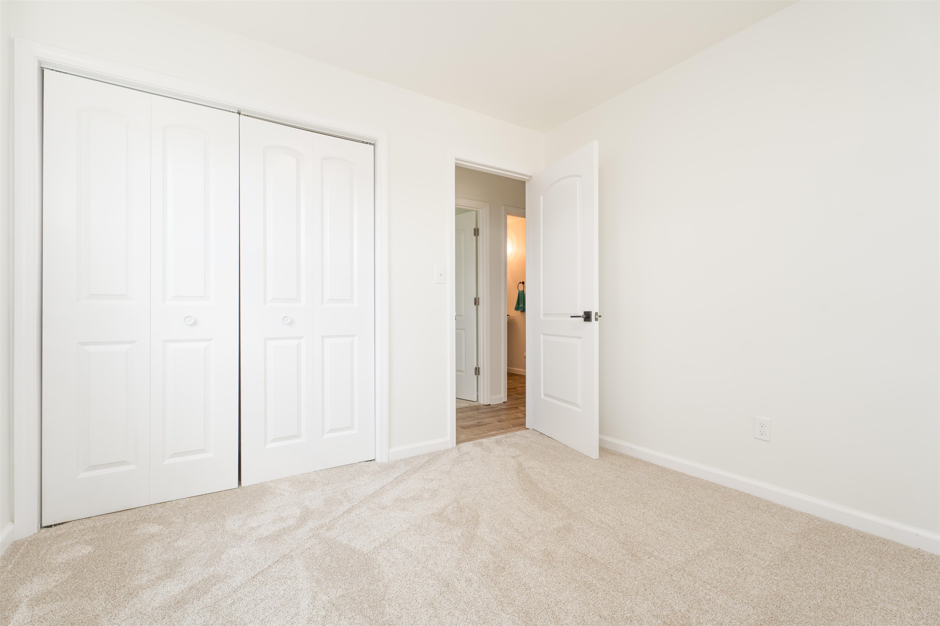 2806 Asbury Place, Owensboro, Kentucky 42303, 4 Bedrooms Bedrooms, ,2 BathroomsBathrooms,Single Family Residence,For Sale,Asbury Place,90440