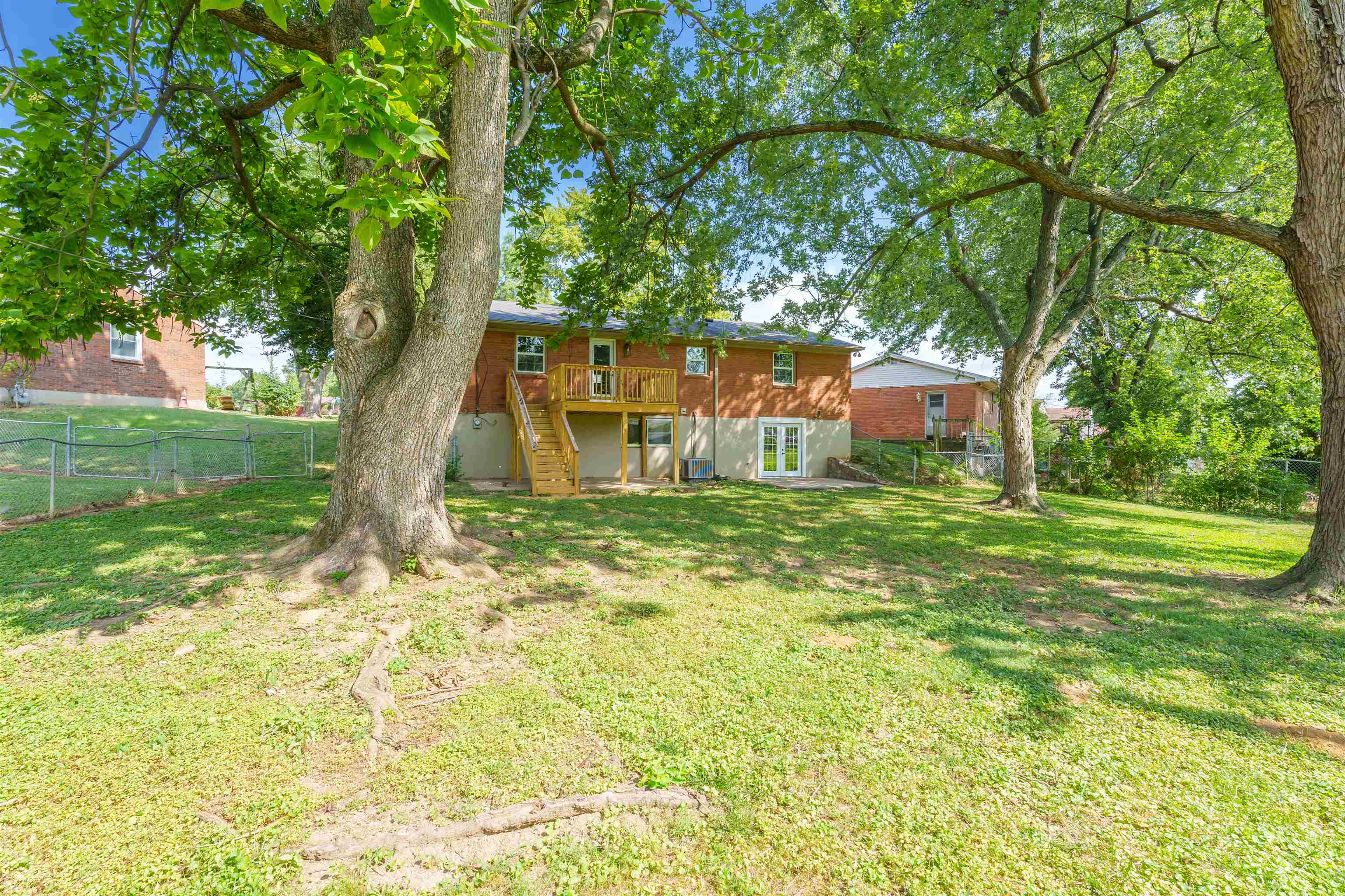 2806 Asbury Place, Owensboro, Kentucky 42303, 4 Bedrooms Bedrooms, ,2 BathroomsBathrooms,Single Family Residence,For Sale,Asbury Place,90440