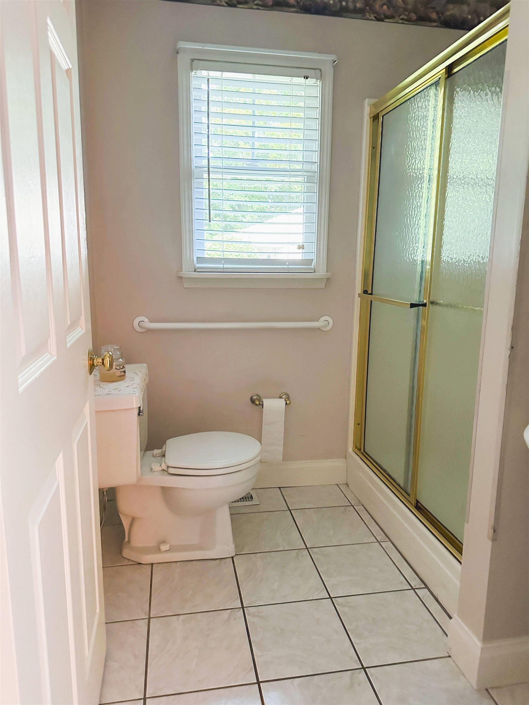 2123 Locust St., Owensboro, Kentucky 42301, 5 Bedrooms Bedrooms, ,3 BathroomsBathrooms,Single Family Residence,For Sale,Locust St.,90442