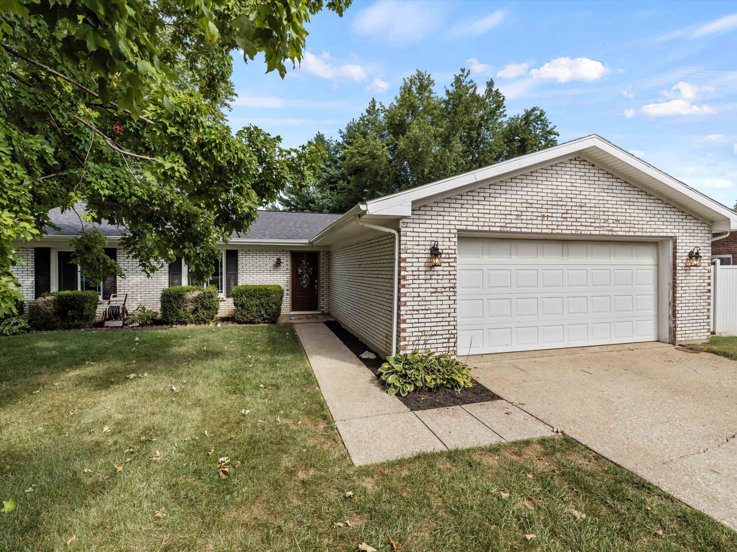 3513 Aristides Drive, Owensboro, Kentucky 42303, 4 Bedrooms Bedrooms, ,2 BathroomsBathrooms,Single Family Residence,For Sale,Aristides Drive,90445