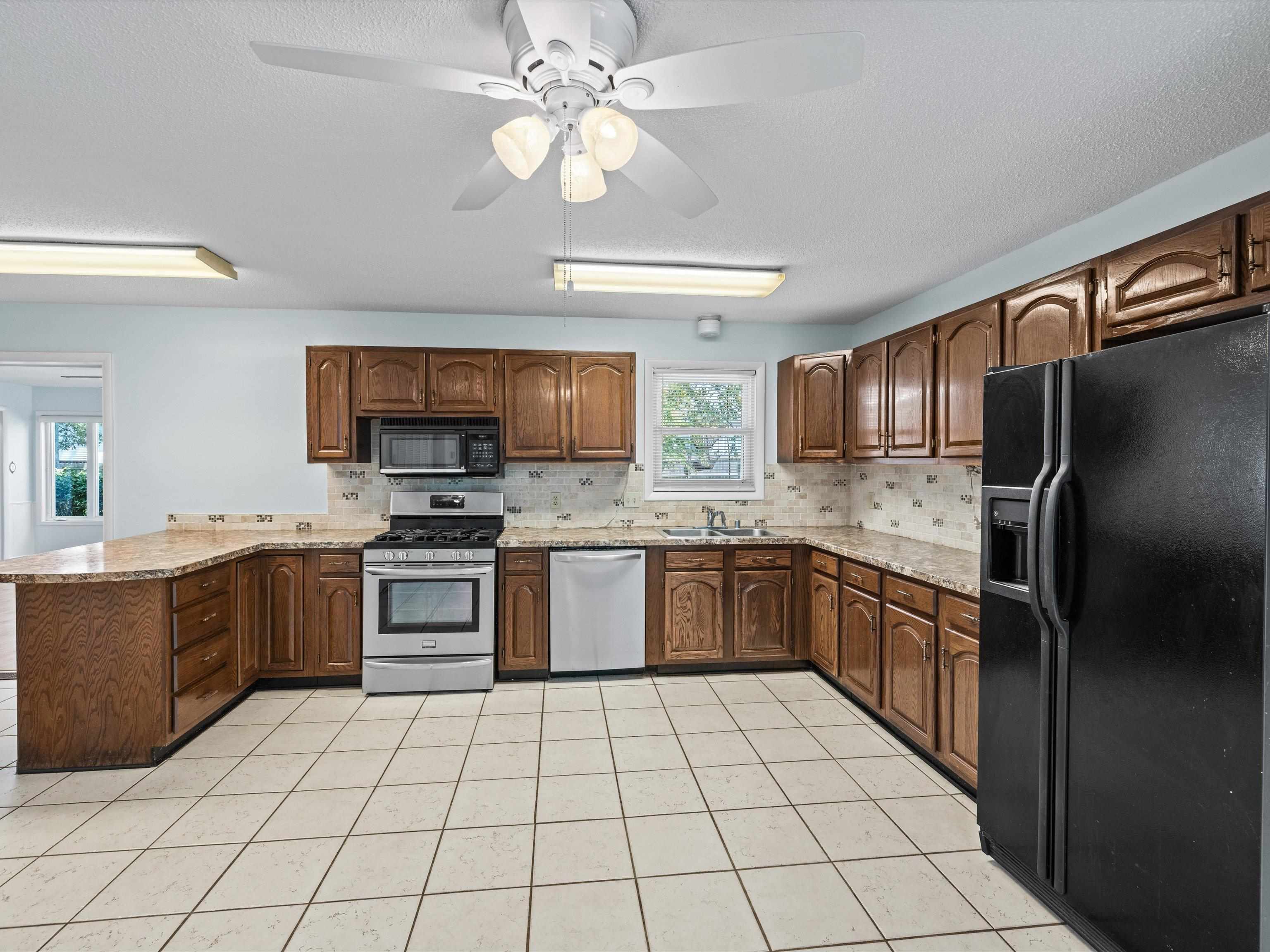 2615 Old Hartford Rd, Owensboro, Kentucky 42301, 4 Bedrooms Bedrooms, ,2 BathroomsBathrooms,Single Family Residence,For Sale,Old Hartford Rd,90448