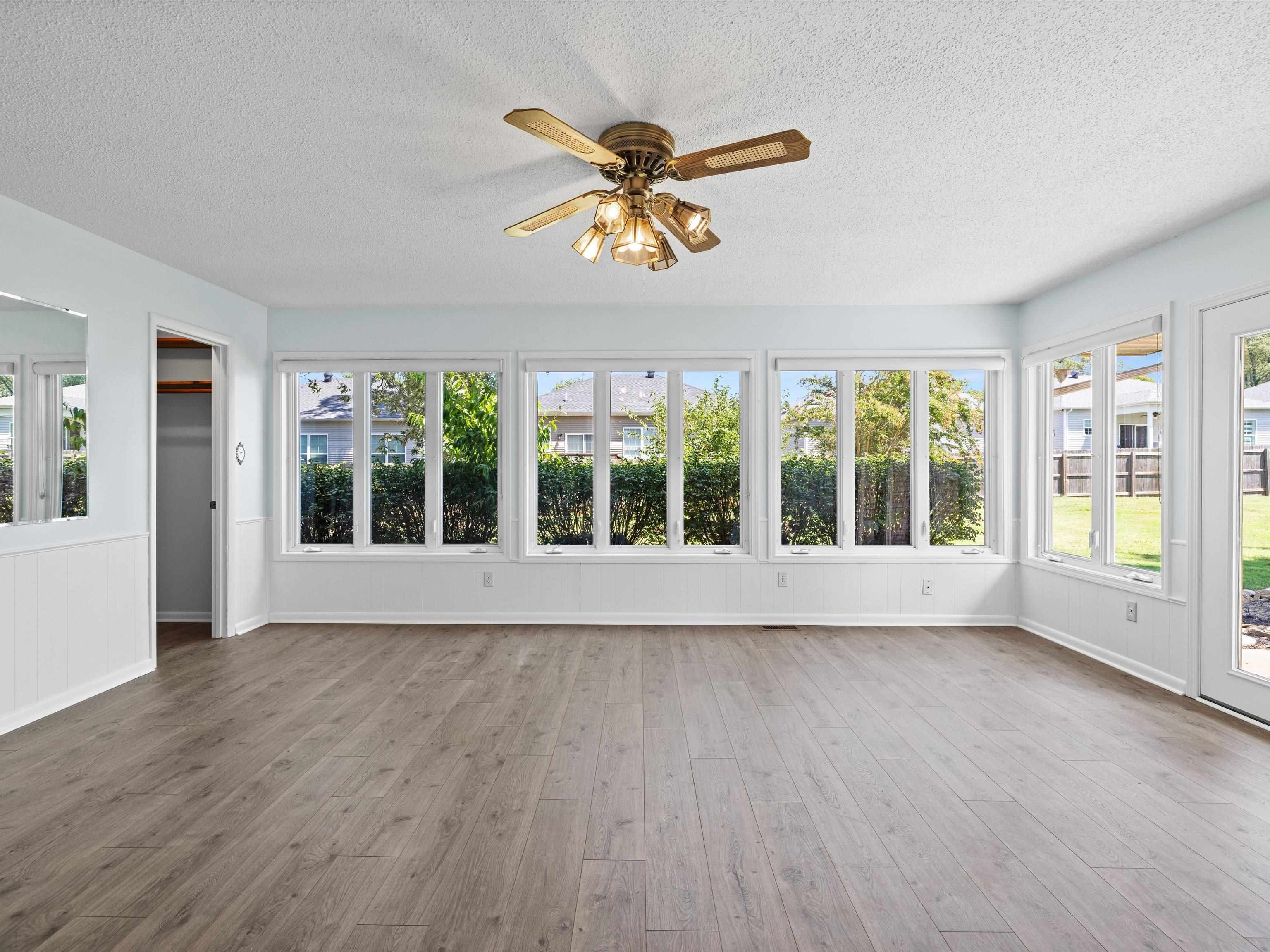 2615 Old Hartford Rd, Owensboro, Kentucky 42301, 4 Bedrooms Bedrooms, ,2 BathroomsBathrooms,Single Family Residence,For Sale,Old Hartford Rd,90448