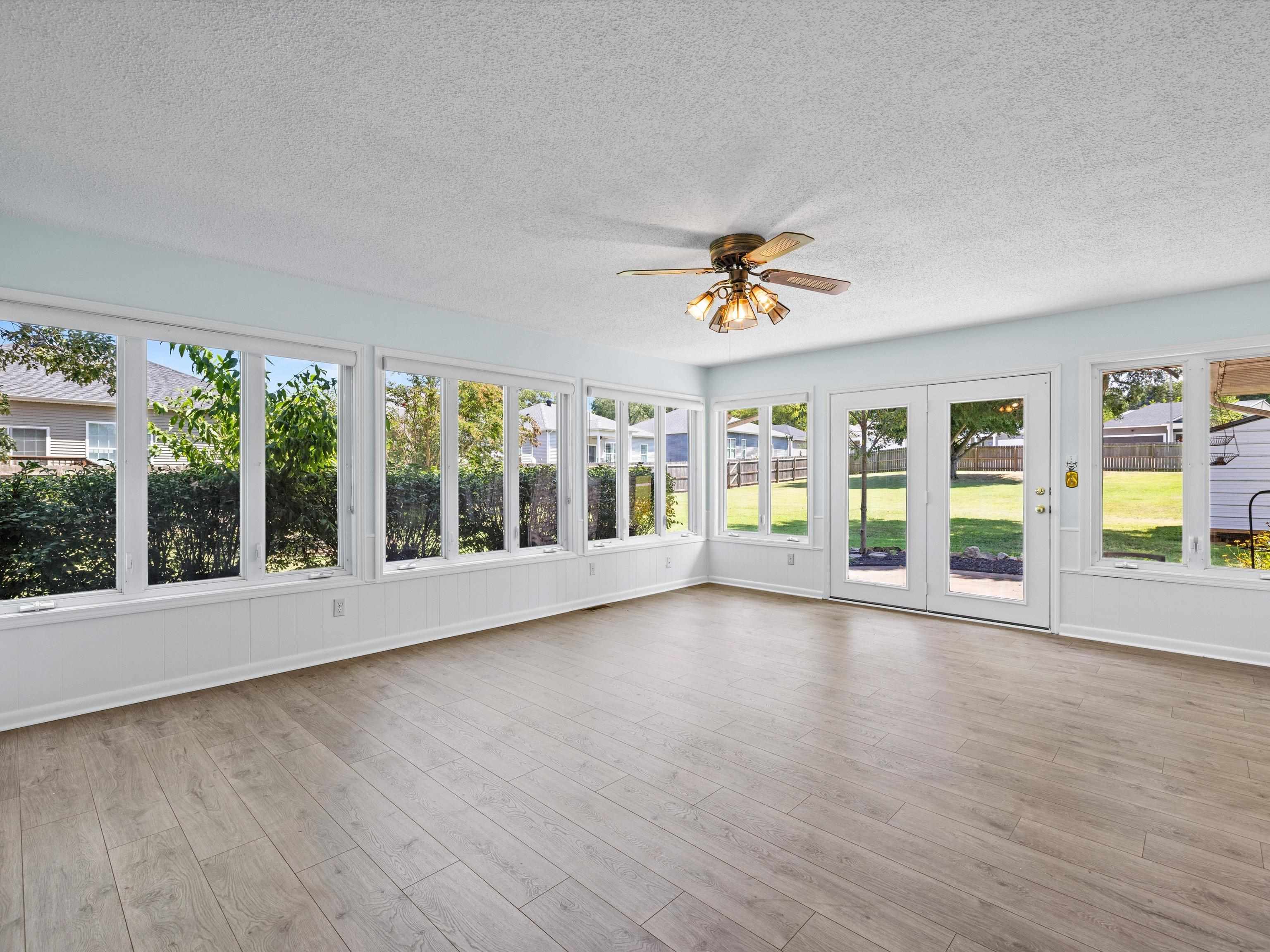 2615 Old Hartford Rd, Owensboro, Kentucky 42301, 4 Bedrooms Bedrooms, ,2 BathroomsBathrooms,Single Family Residence,For Sale,Old Hartford Rd,90448