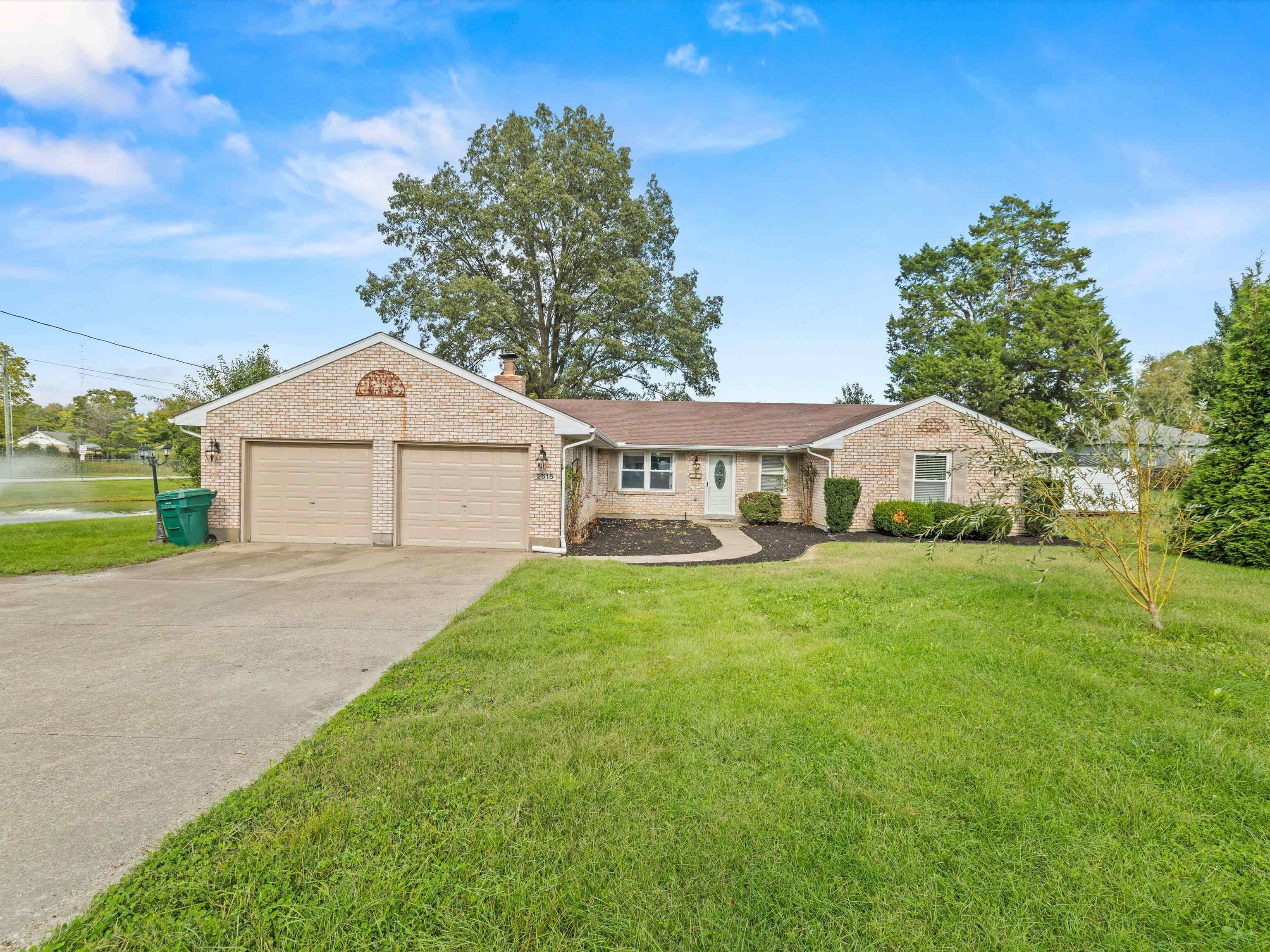 2615 Old Hartford Rd, Owensboro, Kentucky 42301, 4 Bedrooms Bedrooms, ,2 BathroomsBathrooms,Single Family Residence,For Sale,Old Hartford Rd,90448