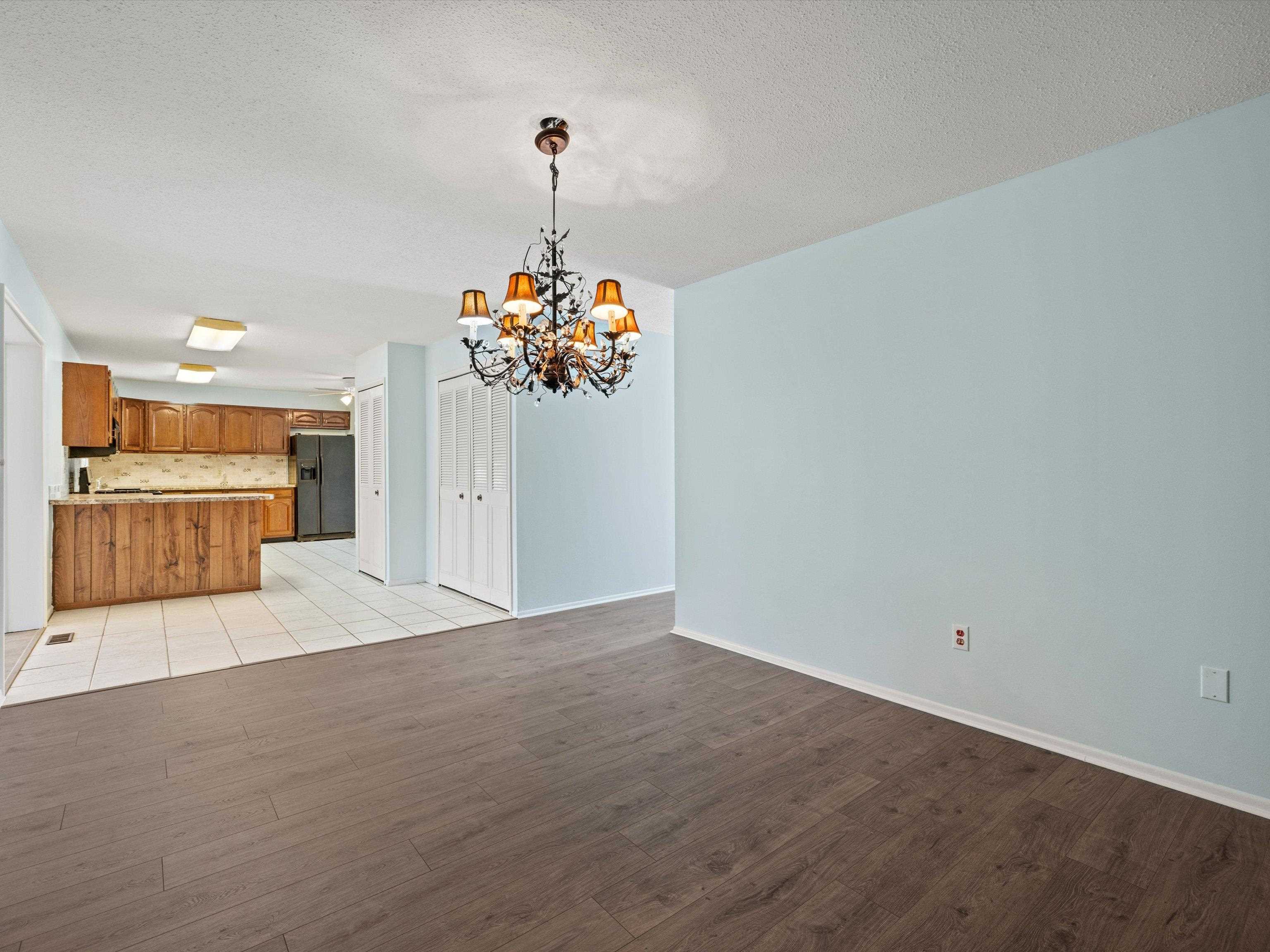 2615 Old Hartford Rd, Owensboro, Kentucky 42301, 4 Bedrooms Bedrooms, ,2 BathroomsBathrooms,Single Family Residence,For Sale,Old Hartford Rd,90448