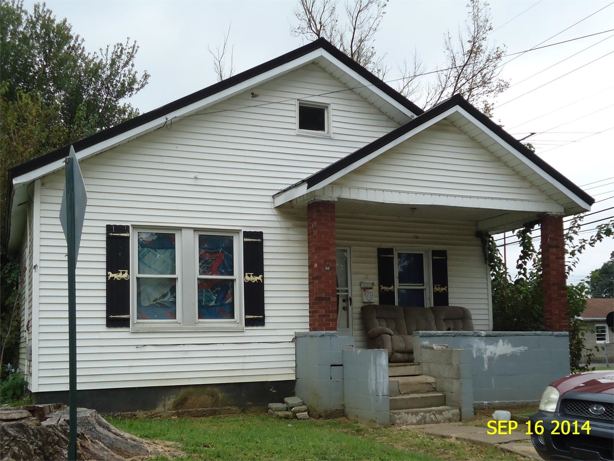 2000 McCulloch Ave, Owensboro, Kentucky 42303, 2 Bedrooms Bedrooms, ,1 BathroomBathrooms,Single Family Residence,For Sale,McCulloch Ave,90450