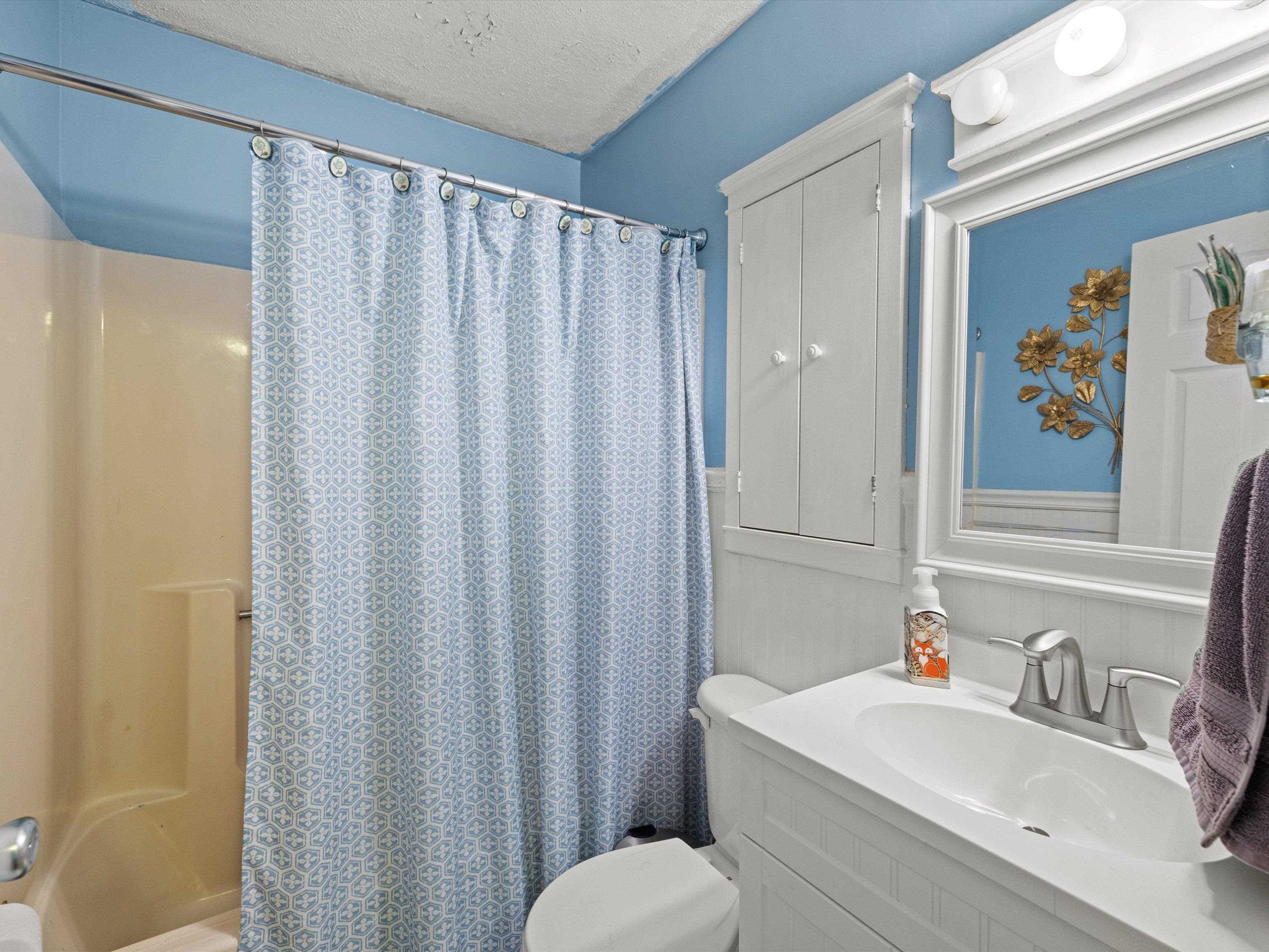 2044 Country Drive, Henderson, Kentucky 42420, 3 Bedrooms Bedrooms, ,2 BathroomsBathrooms,Single Family Residence,For Sale,Country Drive,90456