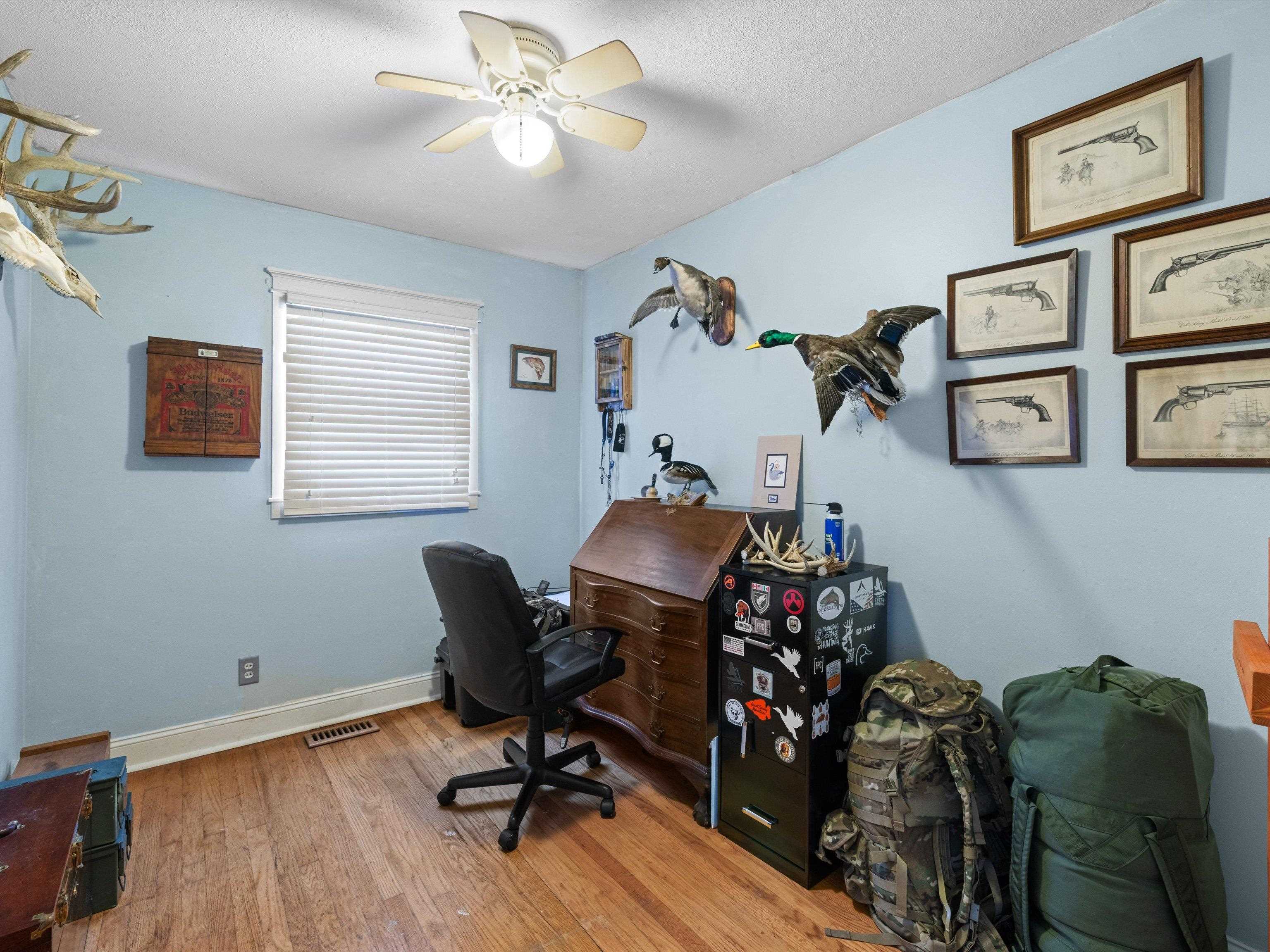 2044 Country Drive, Henderson, Kentucky 42420, 3 Bedrooms Bedrooms, ,2 BathroomsBathrooms,Single Family Residence,For Sale,Country Drive,90456