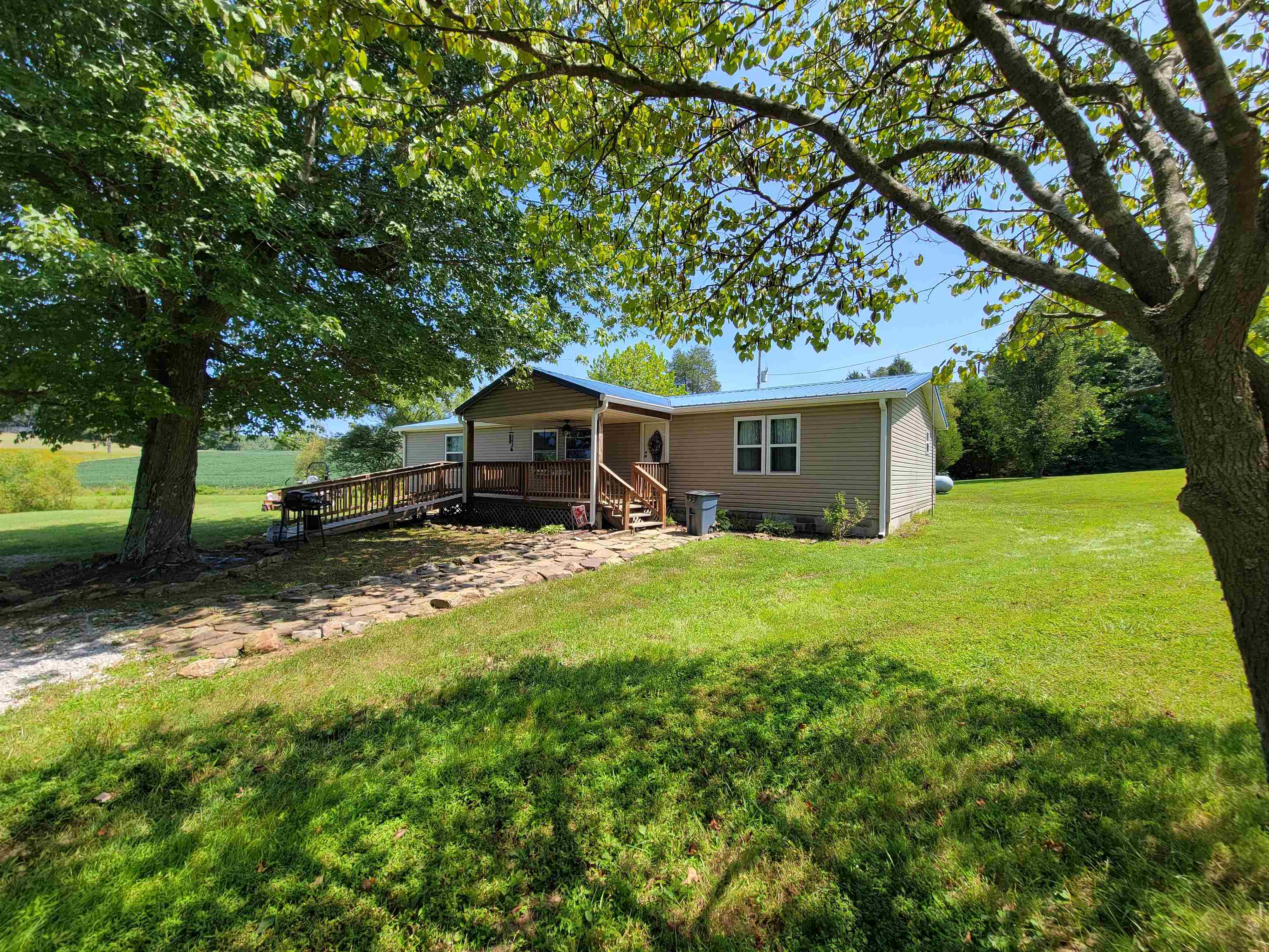 230 Shultz Road, Hartford, Kentucky 42347, 3 Bedrooms Bedrooms, ,2 BathroomsBathrooms,Single Family Residence,For Sale,Shultz Road,90465
