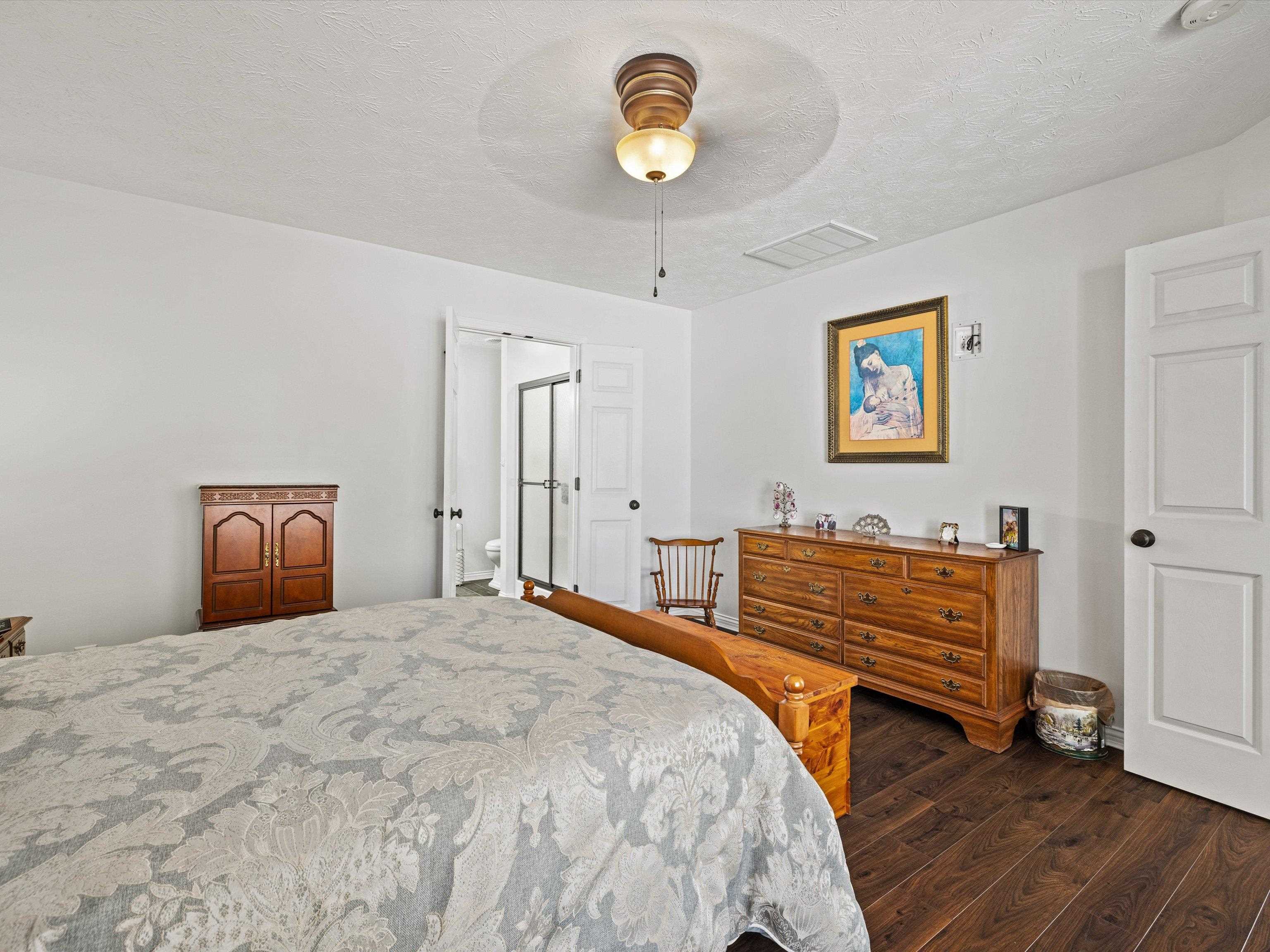 2012 Viola Gardens, Owensboro, Kentucky 42303-4002, 2 Bedrooms Bedrooms, ,2 BathroomsBathrooms,Condominium,For Sale,Viola Gardens,90466