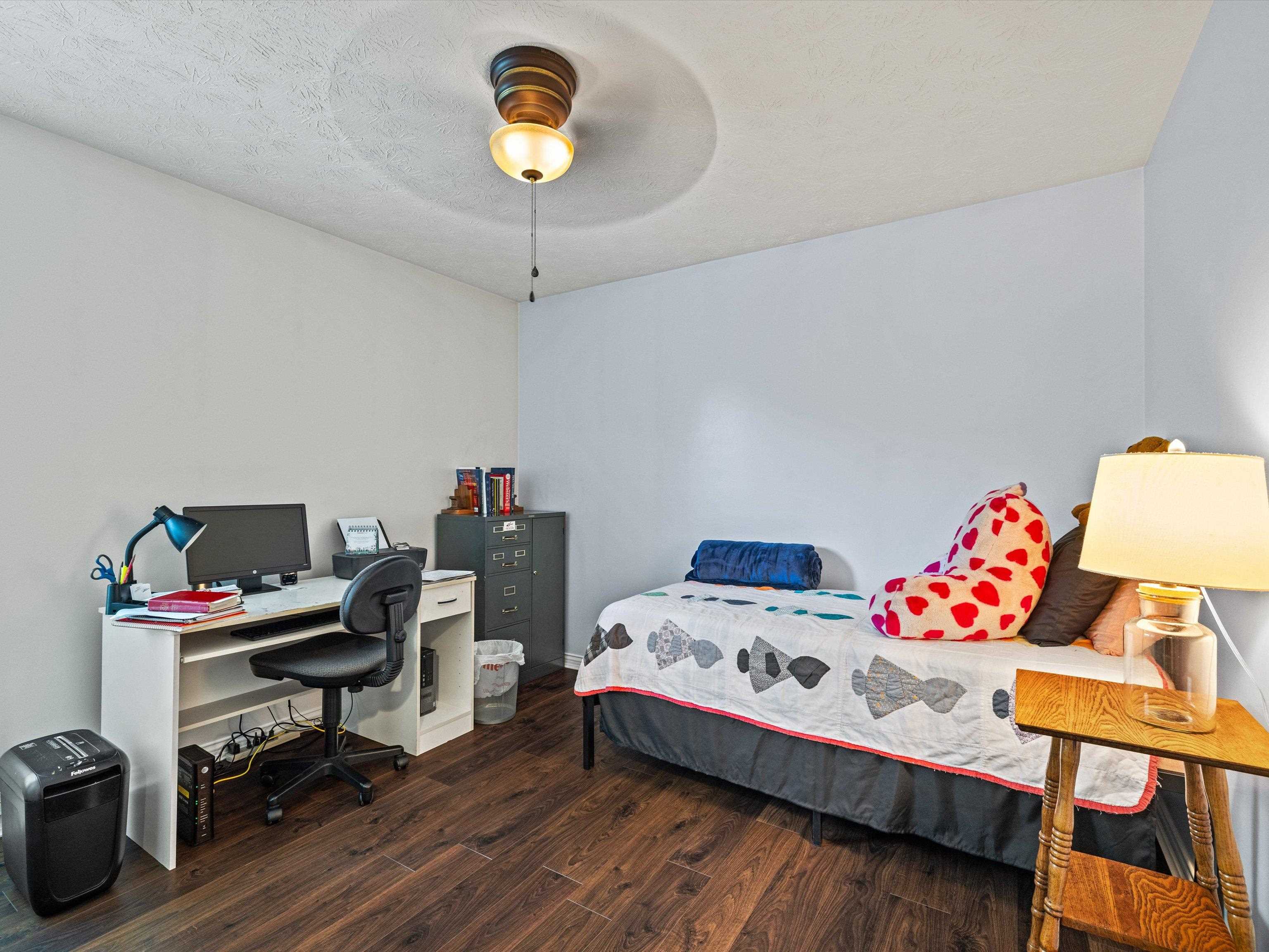 2012 Viola Gardens, Owensboro, Kentucky 42303-4002, 2 Bedrooms Bedrooms, ,2 BathroomsBathrooms,Condominium,For Sale,Viola Gardens,90466