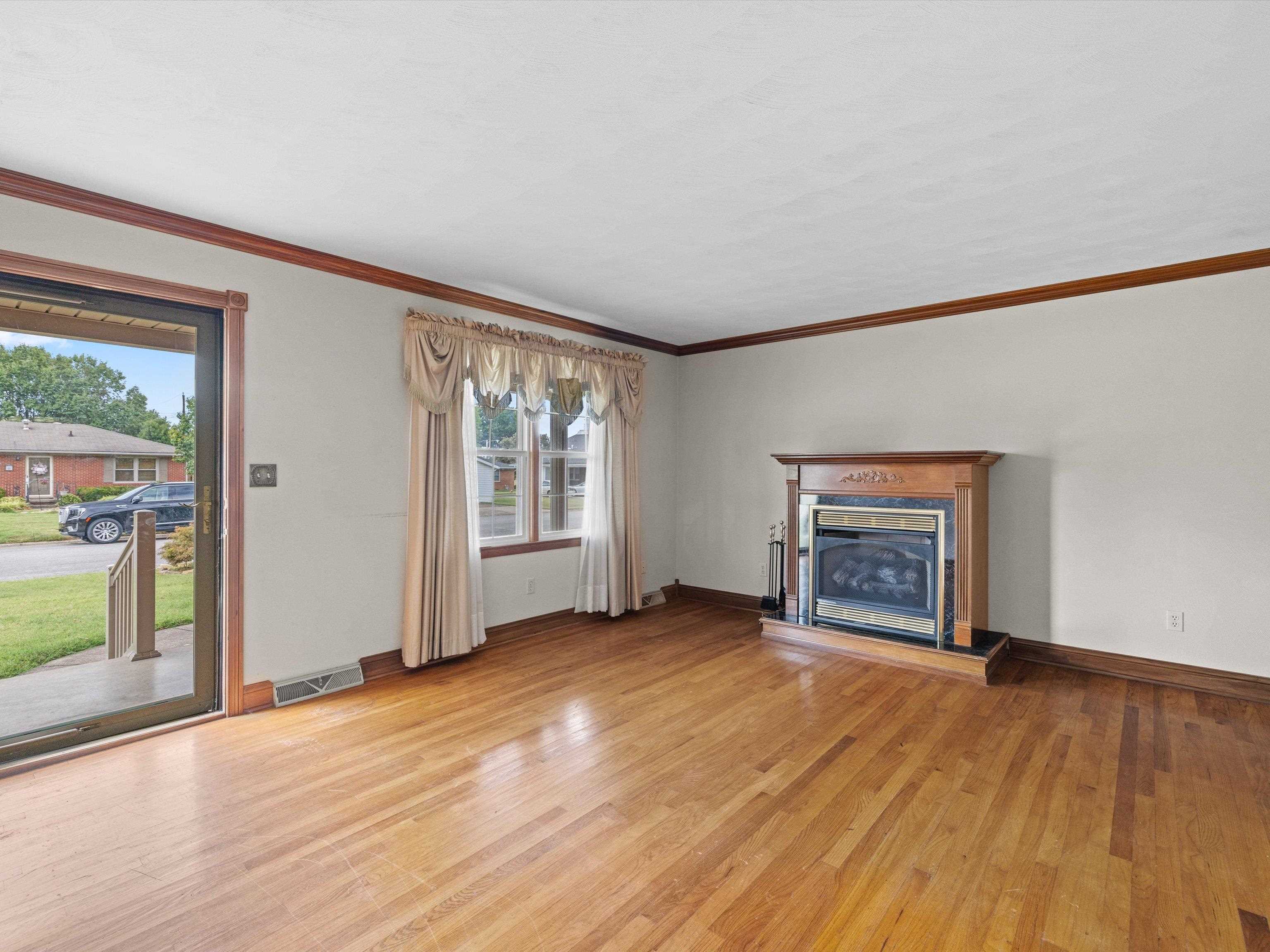 2925 Plymouth Pl, Owensboro, Kentucky 42303, 3 Bedrooms Bedrooms, ,2 BathroomsBathrooms,Single Family Residence,For Sale,Plymouth Pl,90469