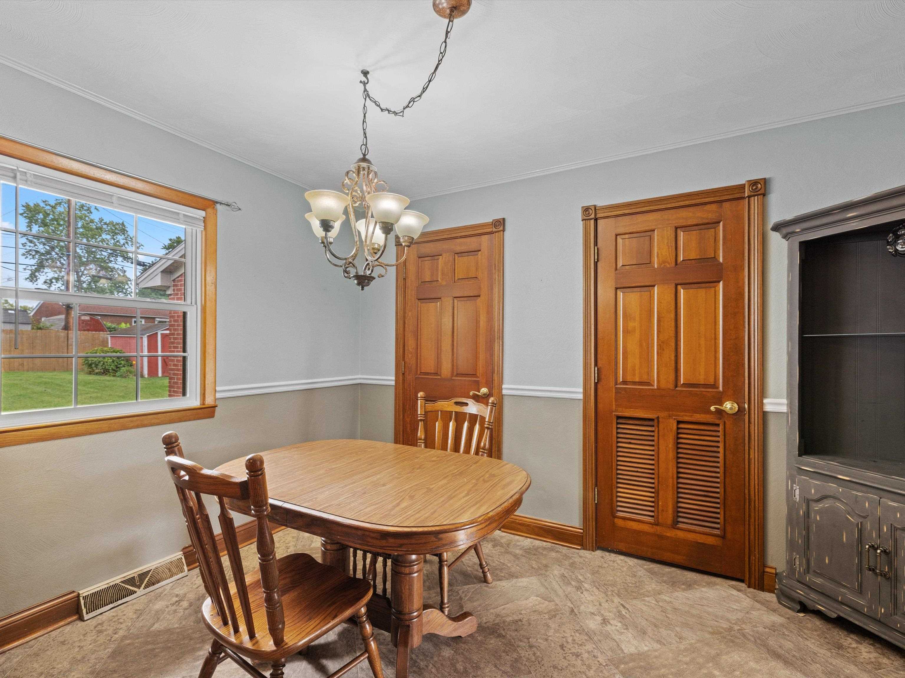 2925 Plymouth Pl, Owensboro, Kentucky 42303, 3 Bedrooms Bedrooms, ,2 BathroomsBathrooms,Single Family Residence,For Sale,Plymouth Pl,90469