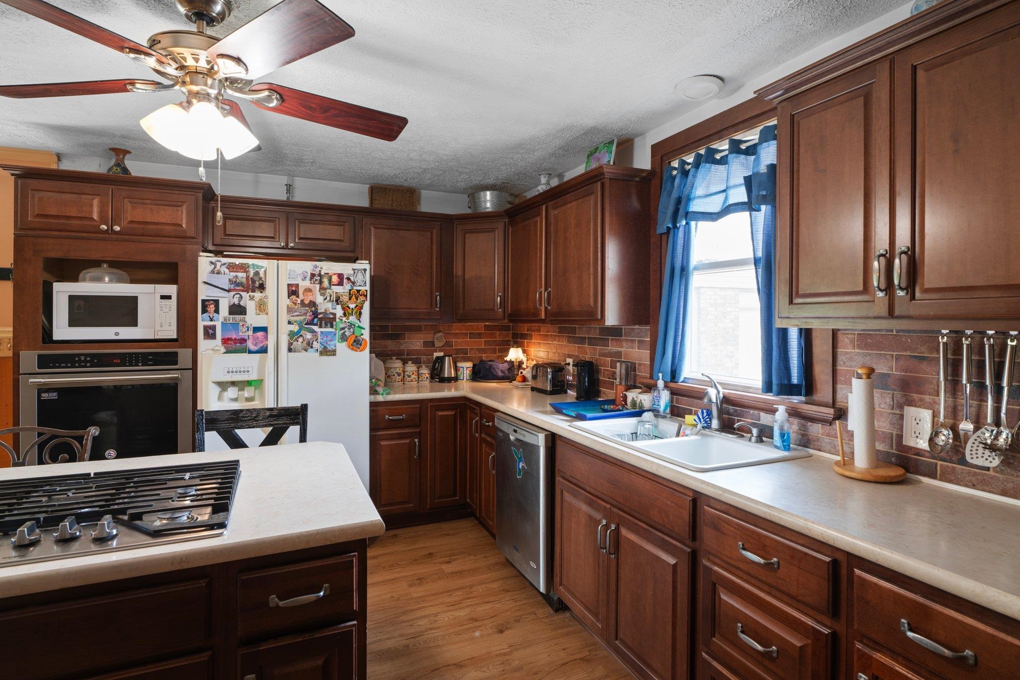 6884 Cairo Dixie Rd, Corydon, Kentucky 42406, 3 Bedrooms Bedrooms, ,2 BathroomsBathrooms,Single Family Residence,For Sale,Cairo Dixie Rd,90472