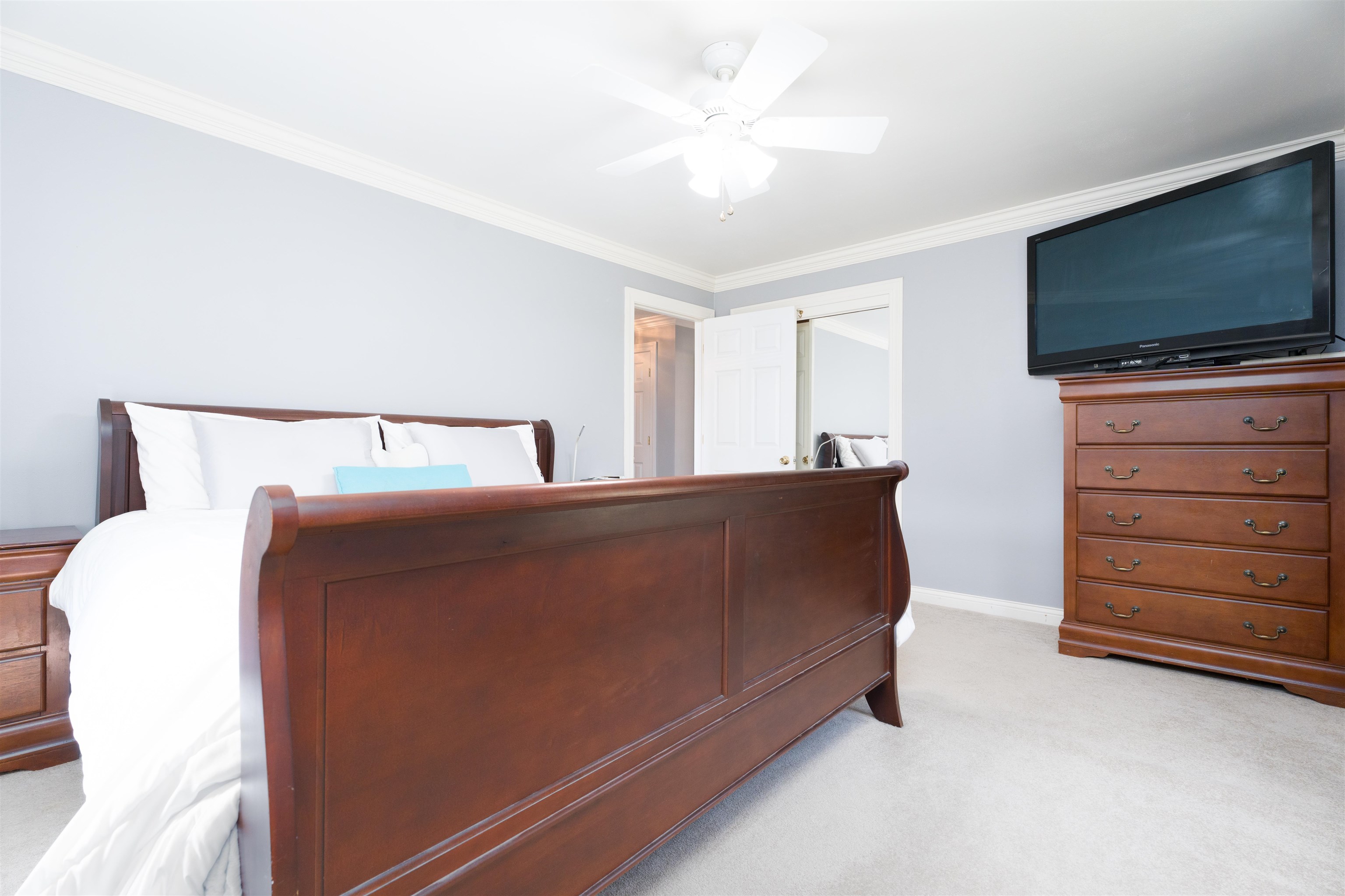 901 Dixiana Drive, Owensboro, Kentucky 42303, 3 Bedrooms Bedrooms, ,1 BathroomBathrooms,Single Family Residence,For Sale,Dixiana Drive,90479