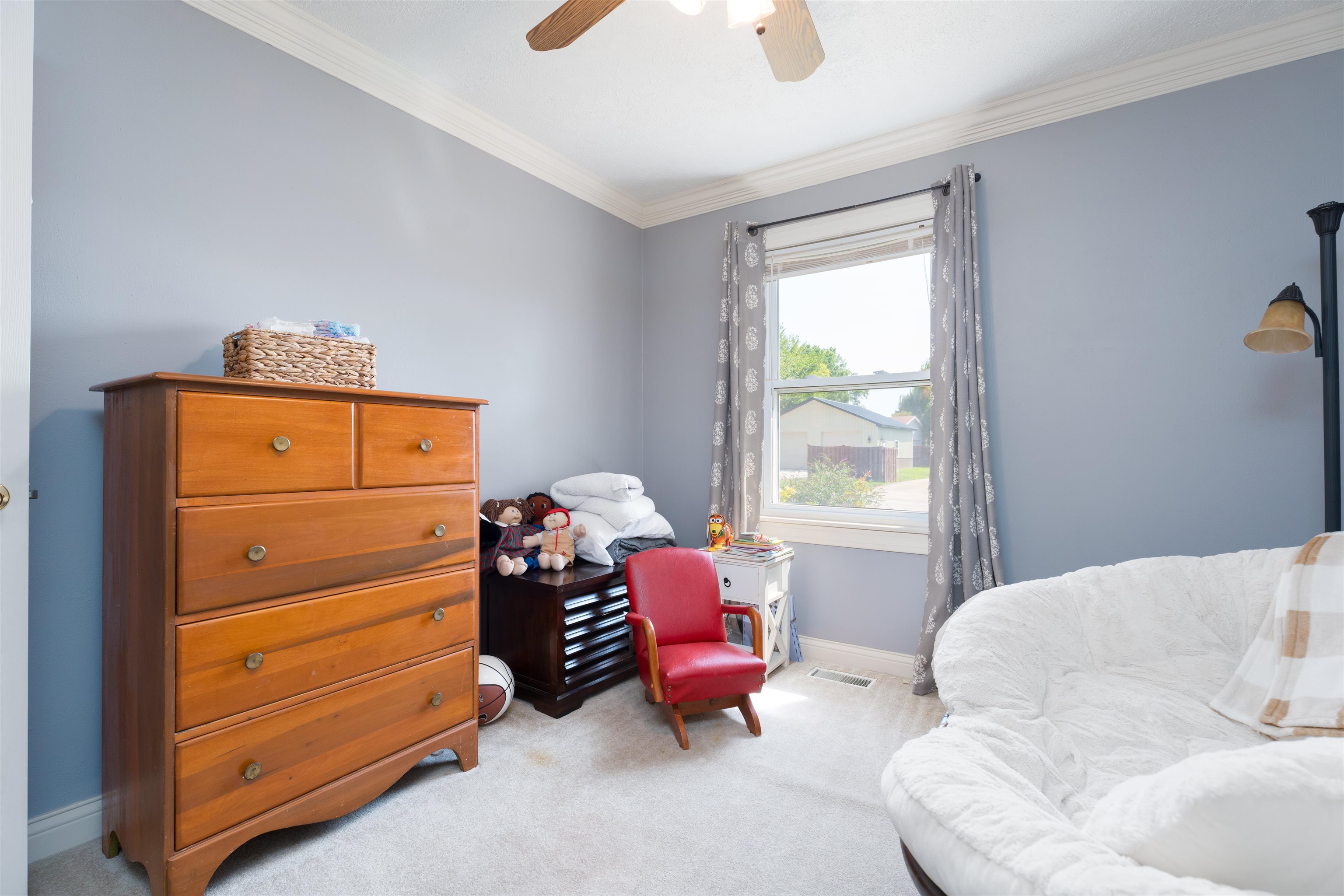901 Dixiana Drive, Owensboro, Kentucky 42303, 3 Bedrooms Bedrooms, ,1 BathroomBathrooms,Single Family Residence,For Sale,Dixiana Drive,90479