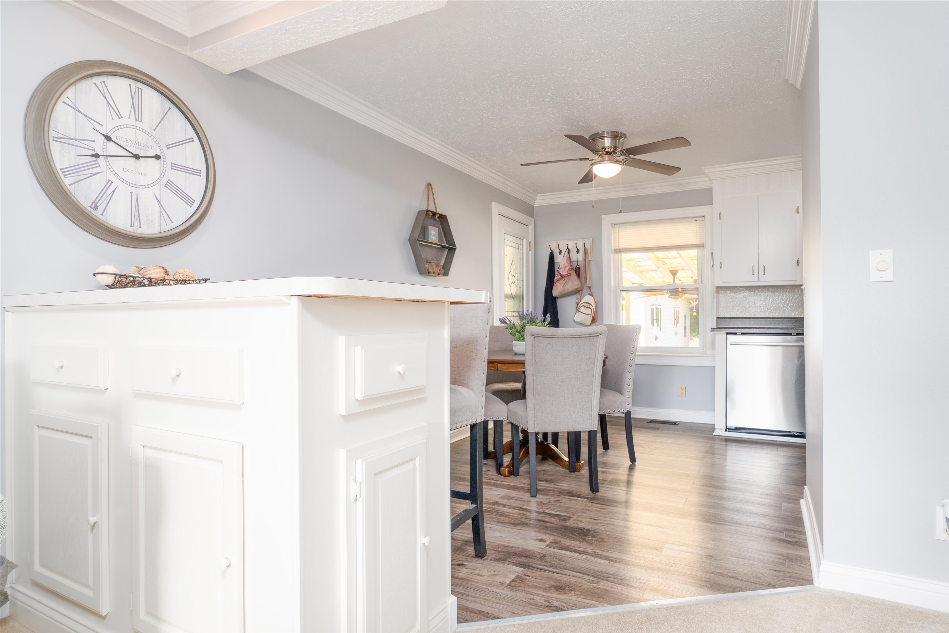 901 Dixiana Drive, Owensboro, Kentucky 42303, 3 Bedrooms Bedrooms, ,1 BathroomBathrooms,Single Family Residence,For Sale,Dixiana Drive,90479